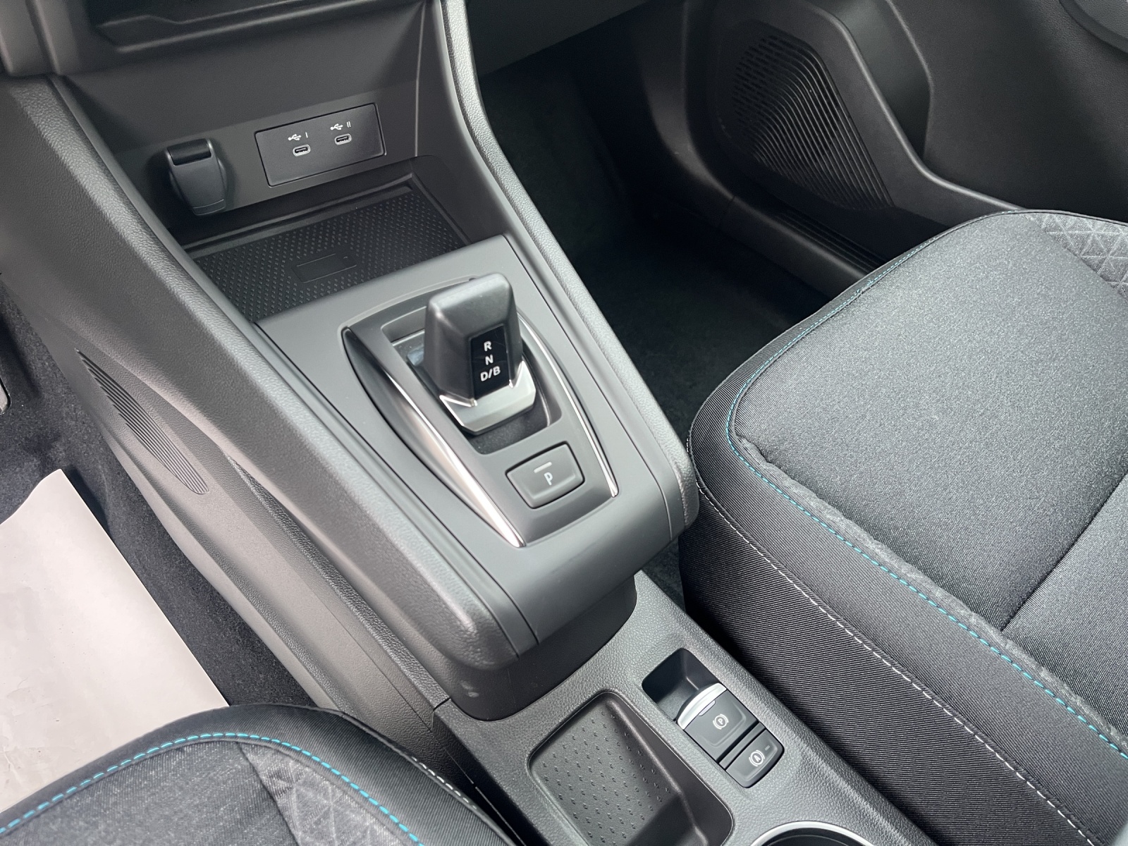 MITSUBISHI ASX 1.8 HEV Invite-image-18