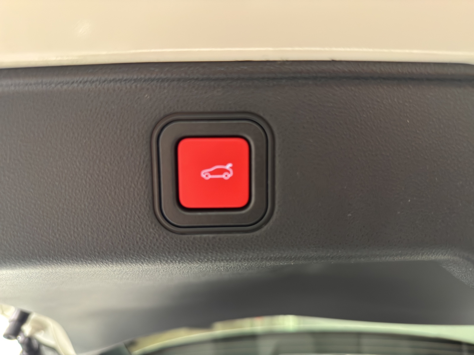 FIAT 600 1.2 Hybrid La Prima-image-11