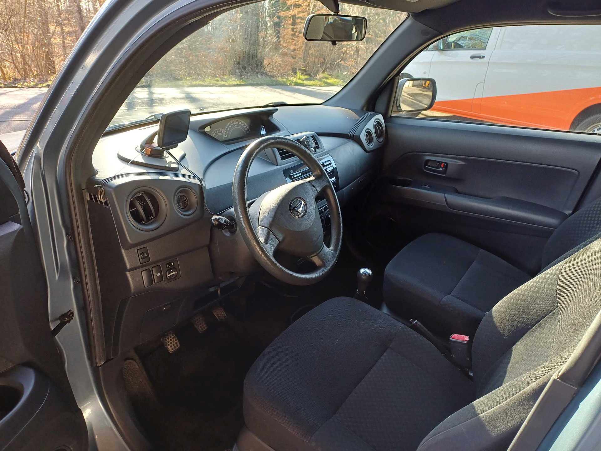 DAIHATSU Materia 1.5 4WD-image-4