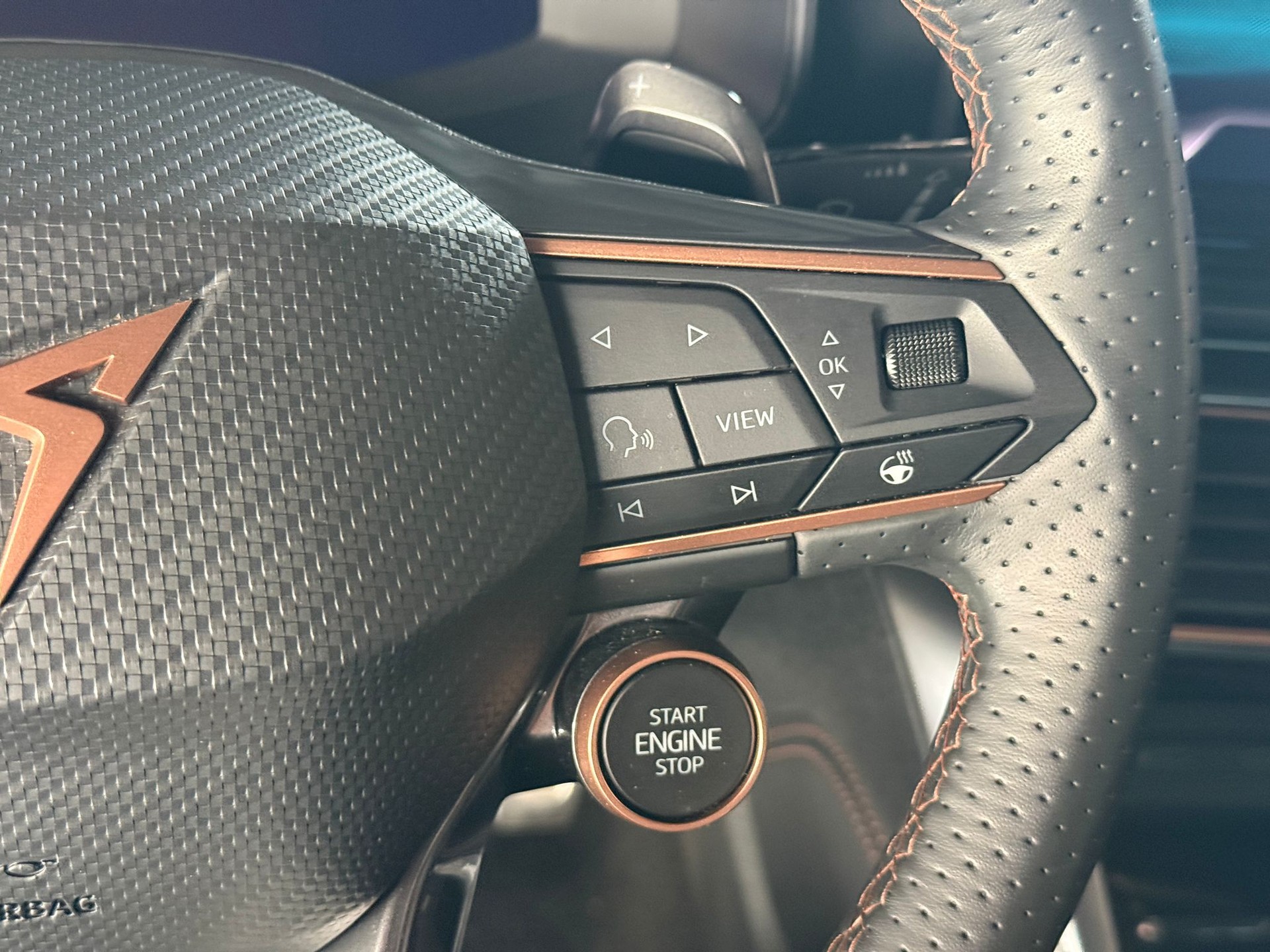 CUPRA Formentor 1.5 TSI DSG-image-12