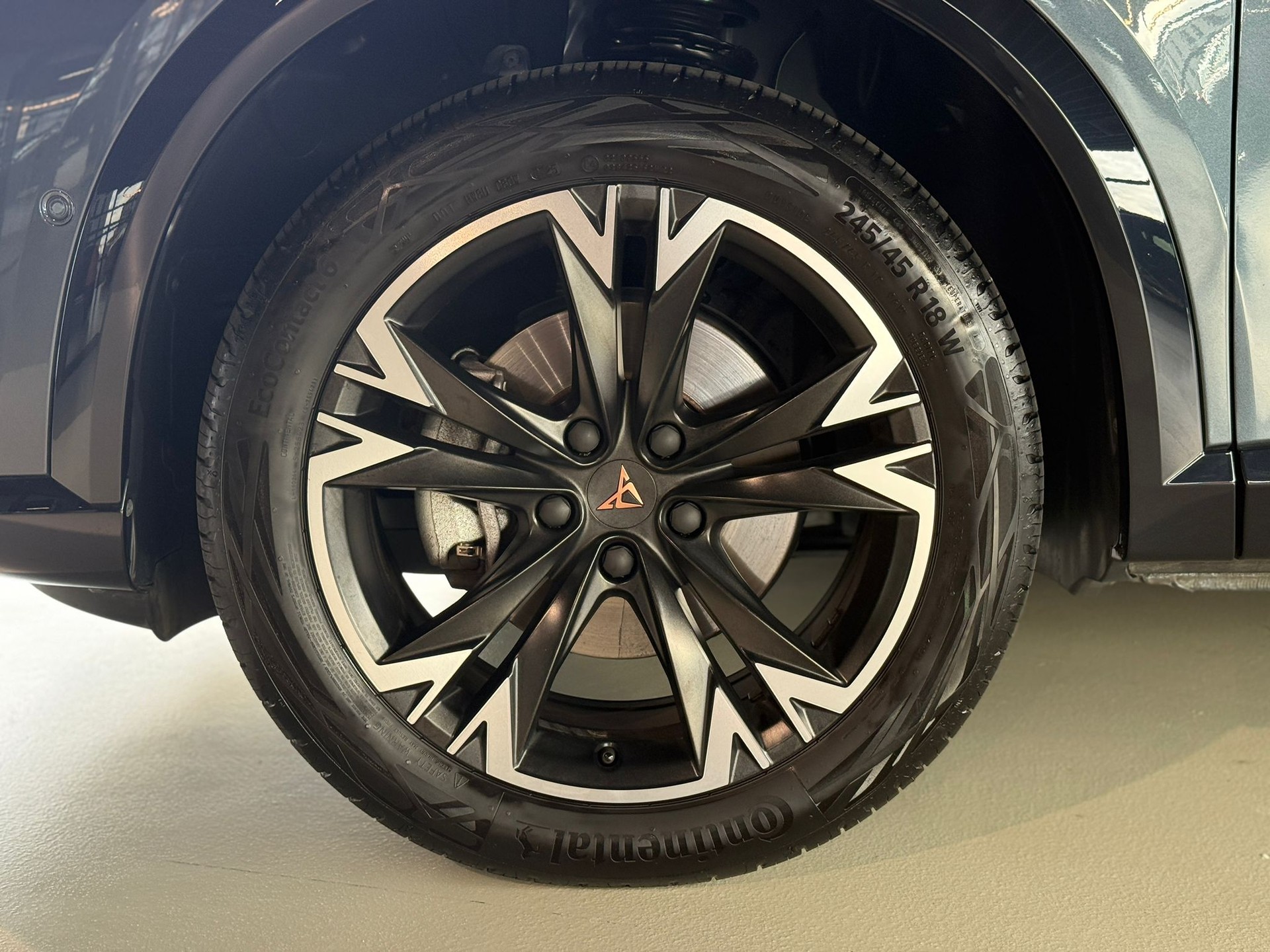 CUPRA Formentor 1.5 TSI DSG-image-19