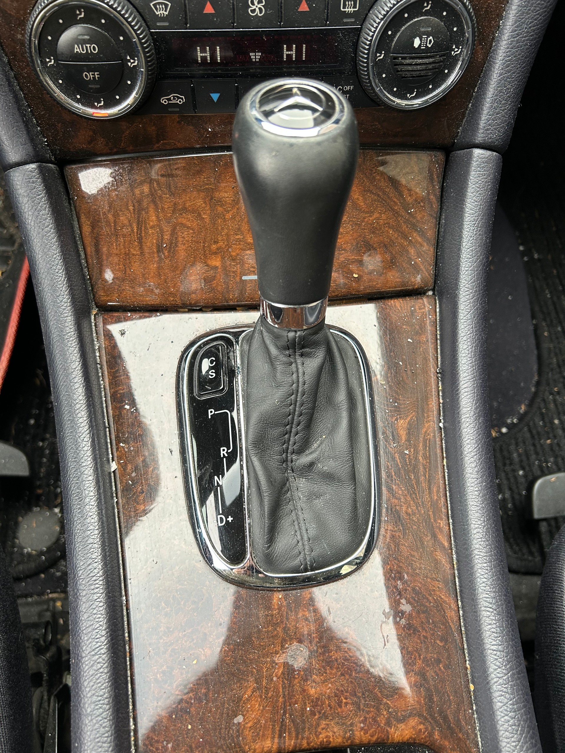 MERCEDES-BENZ C 240 Elégance 4Matic Automatic-image-8