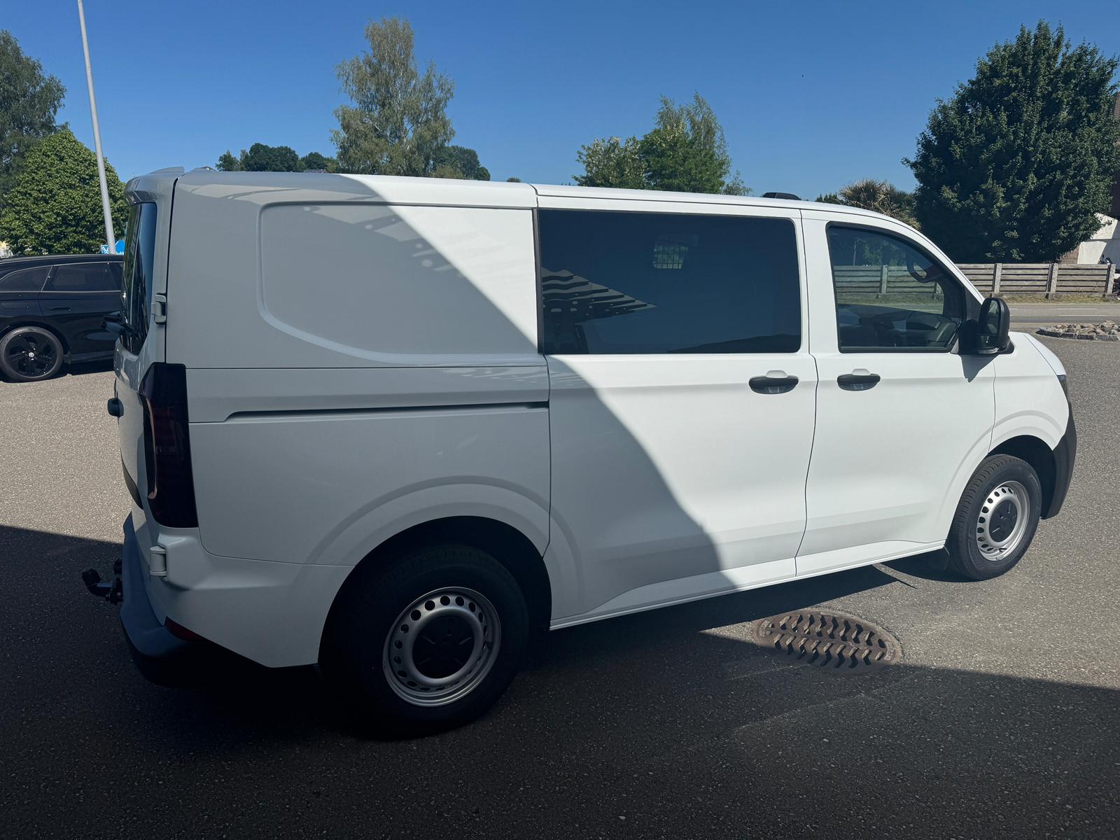 VW Transporter 2.0 TDI Automat 2-Schiebetüren/Heckflügeltüren-showroom-element-3
