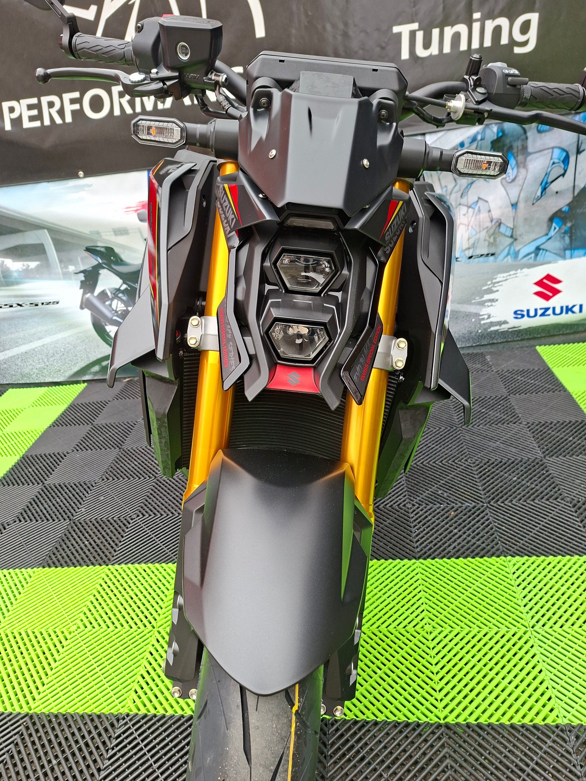 SUZUKI GSX-S 1000 EVO-image-13