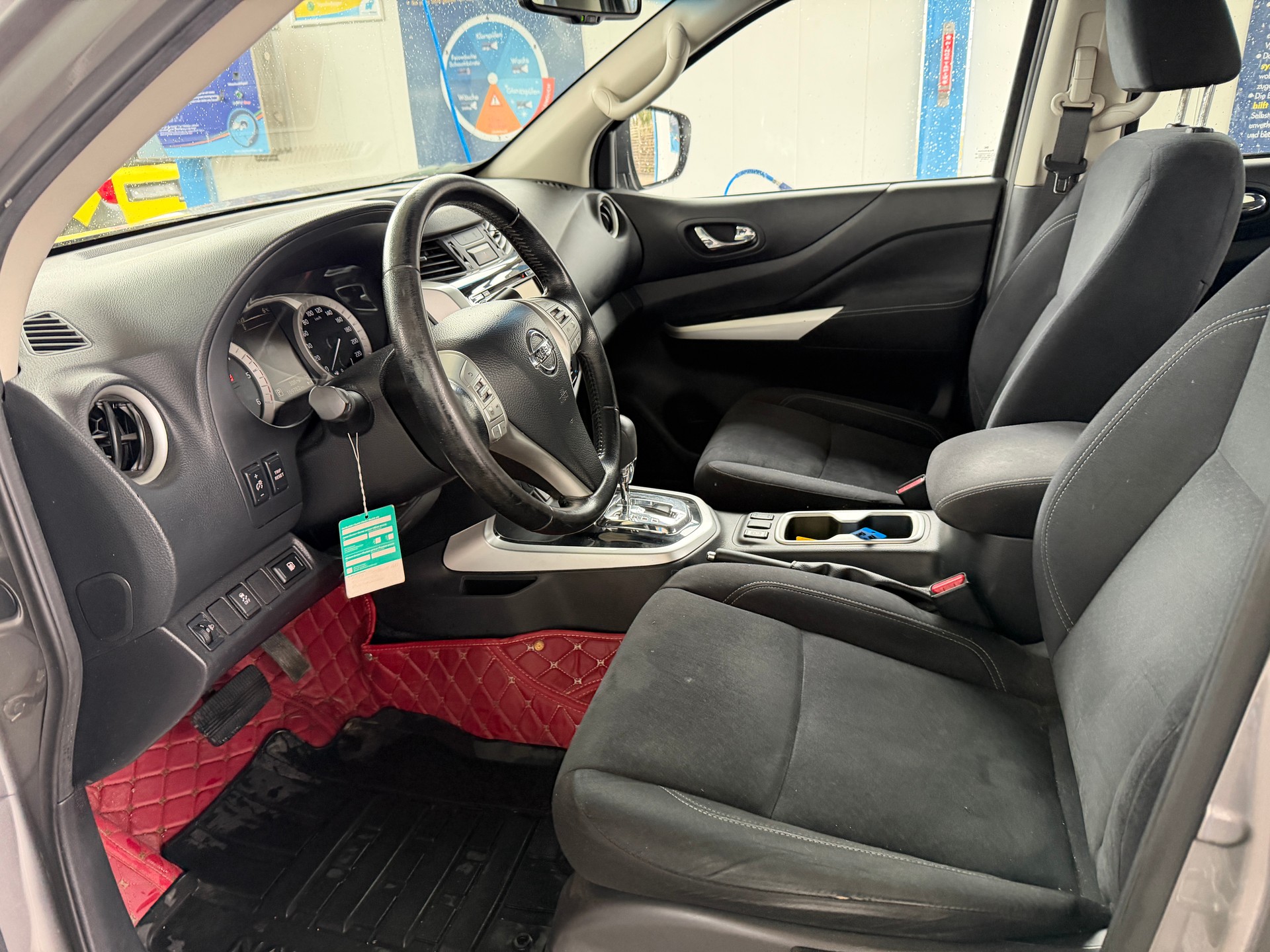 NISSAN Navara Double Cab N-Connecta 2.3 dCi 4WD Automat-image-11
