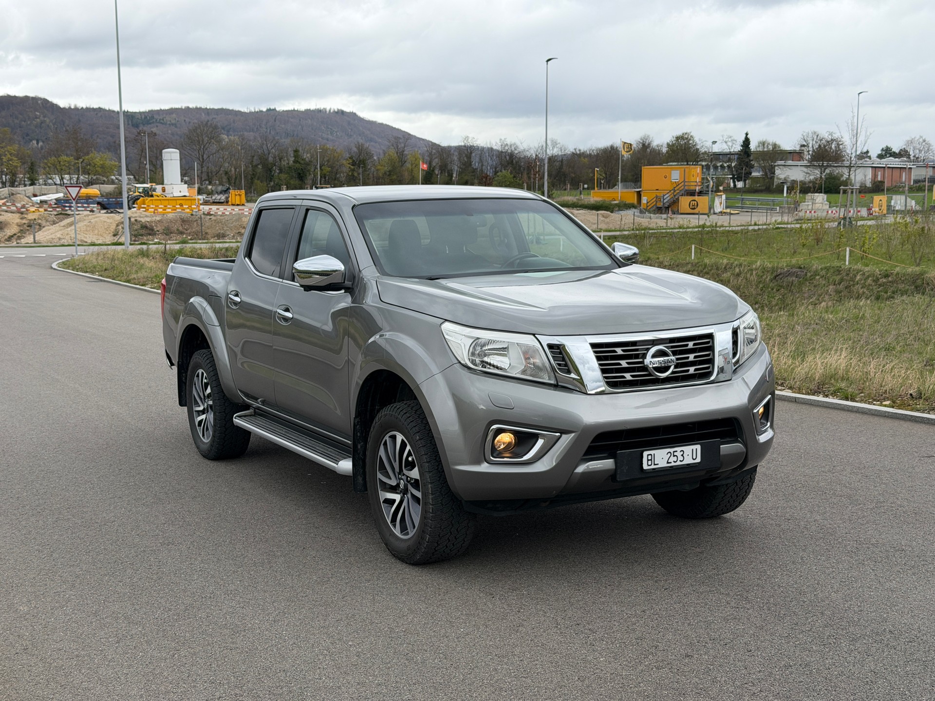 NISSAN Navara Double Cab N-Connecta 2.3 dCi 4WD Automat-image-6