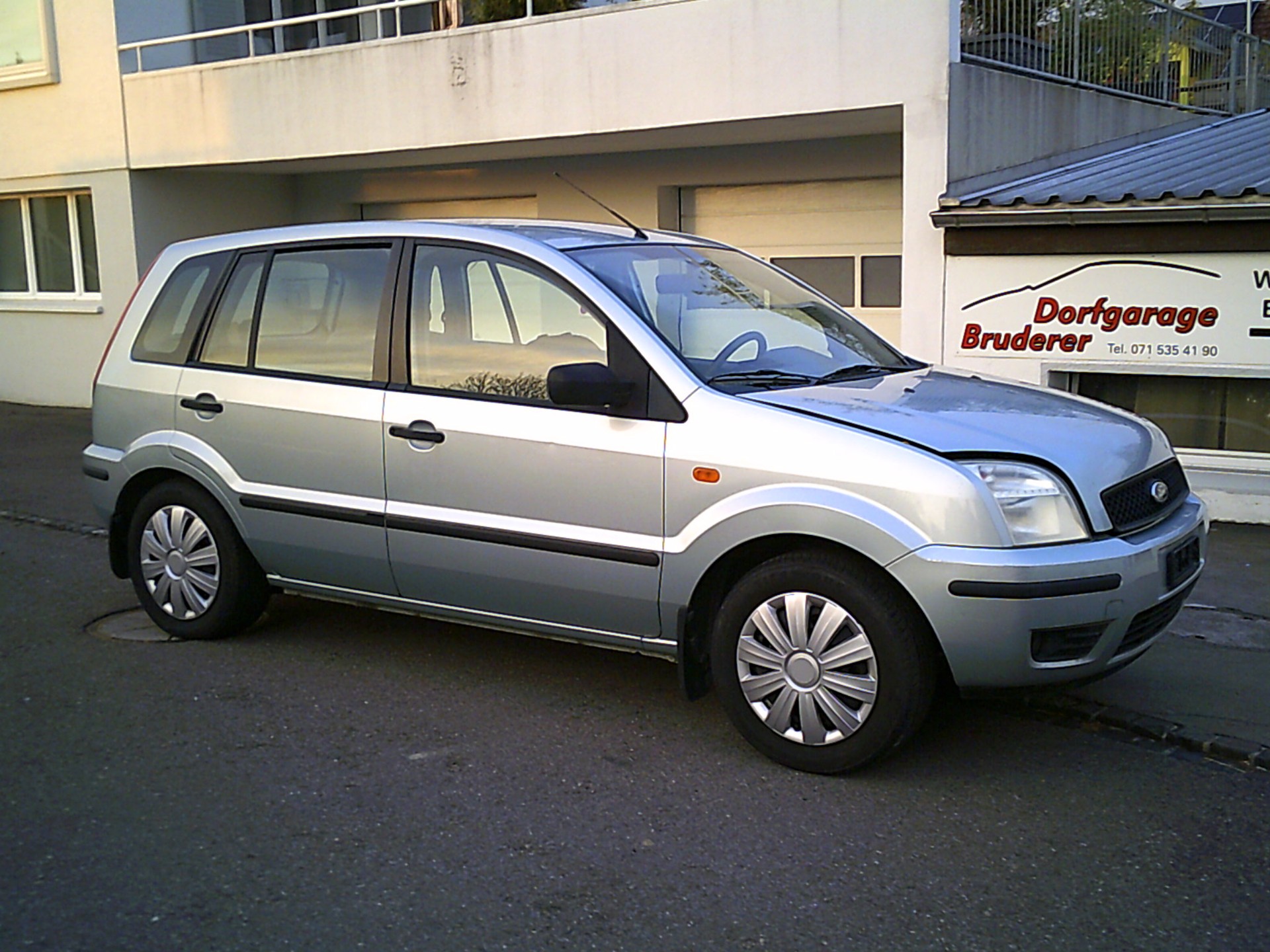 FORD Fusion 1.6 16V Trend