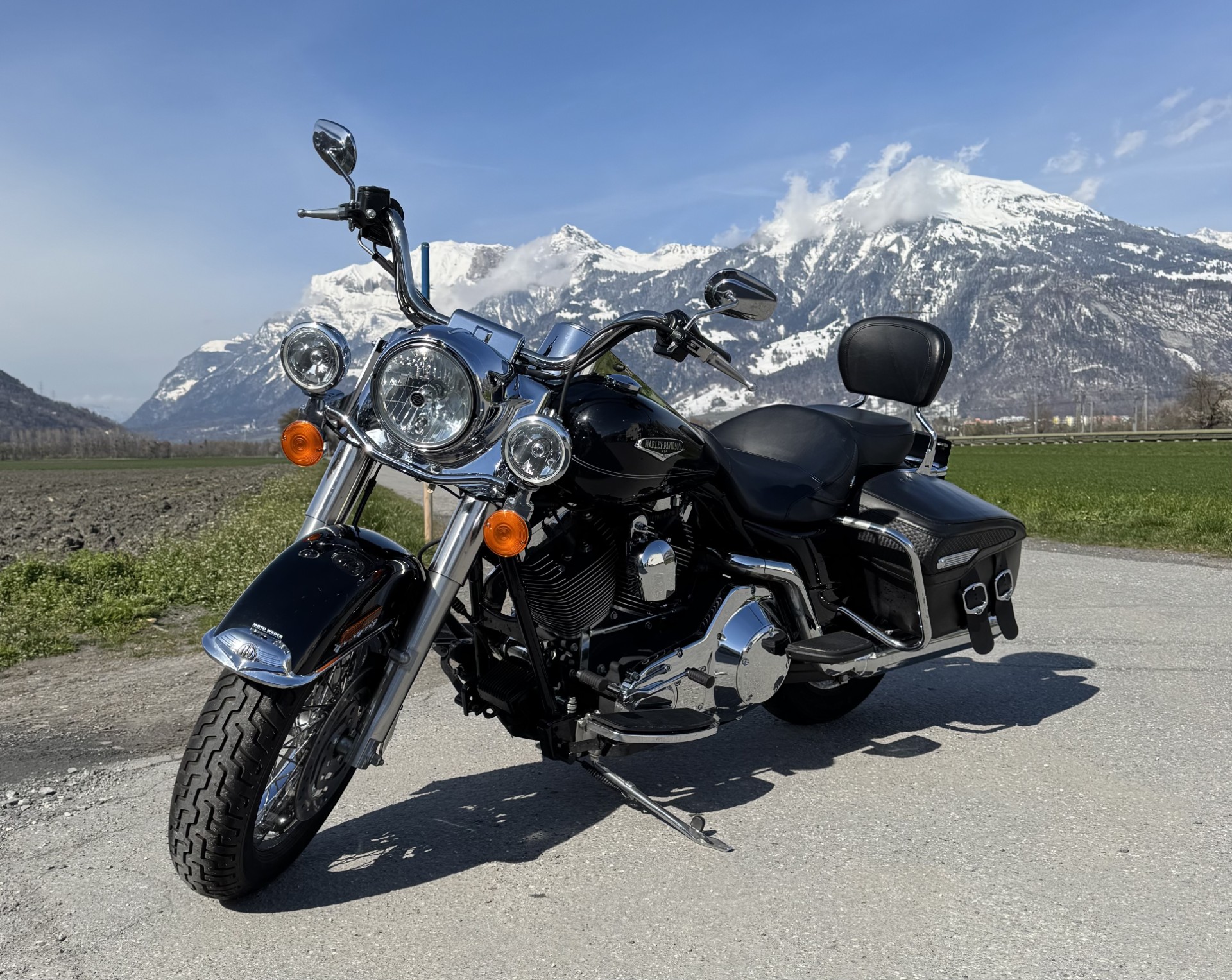 HARLEY-DAVIDSON FLHRCI Road King Classic-image-3