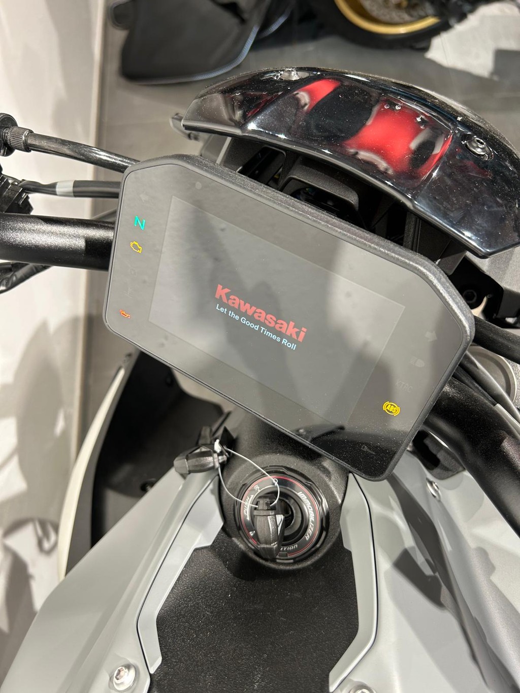 KAWASAKI Z 900 (35kW) Spezialumbau-image-3