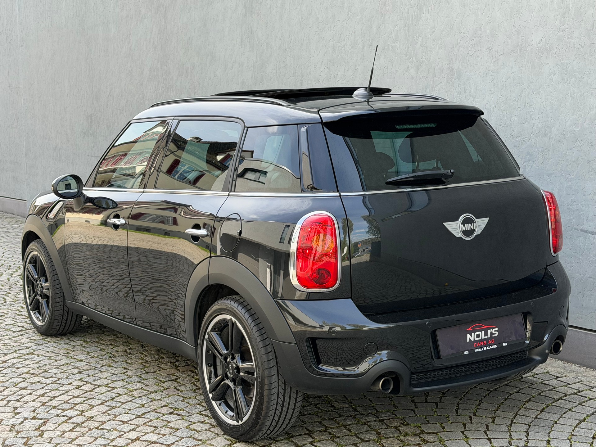 MINI Countryman Cooper S ALL4-image-4