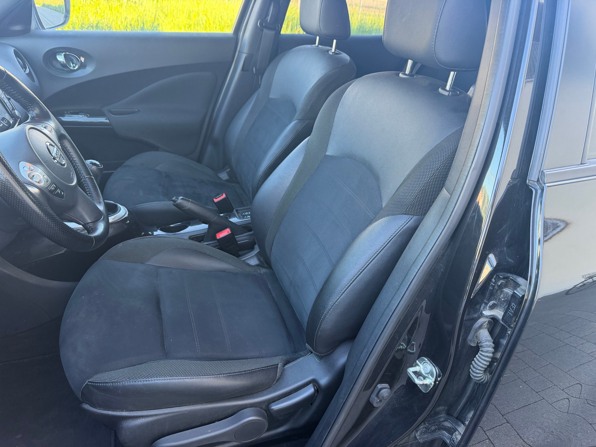 NISSAN Juke 1.6 DIG-T tekna-image-9
