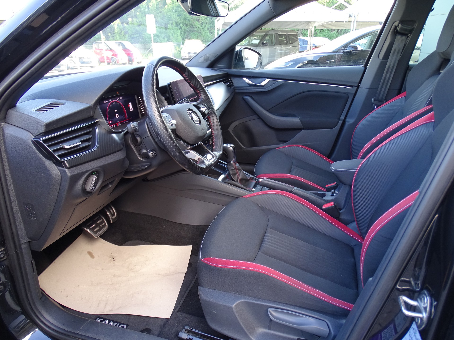SKODA Kamiq 1.0 TSI Monte Carlo DSG-image-17