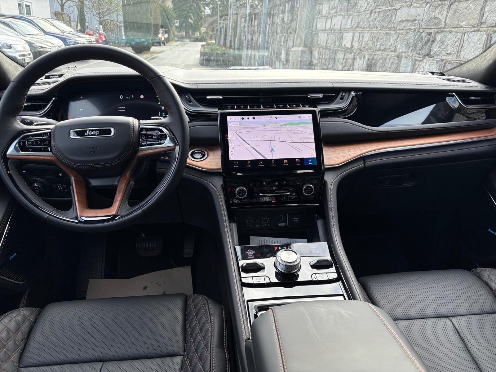 JEEP Grand Cherokee 2.0 Plug-in-Hybrid Summit Reserve 4xe-image-9