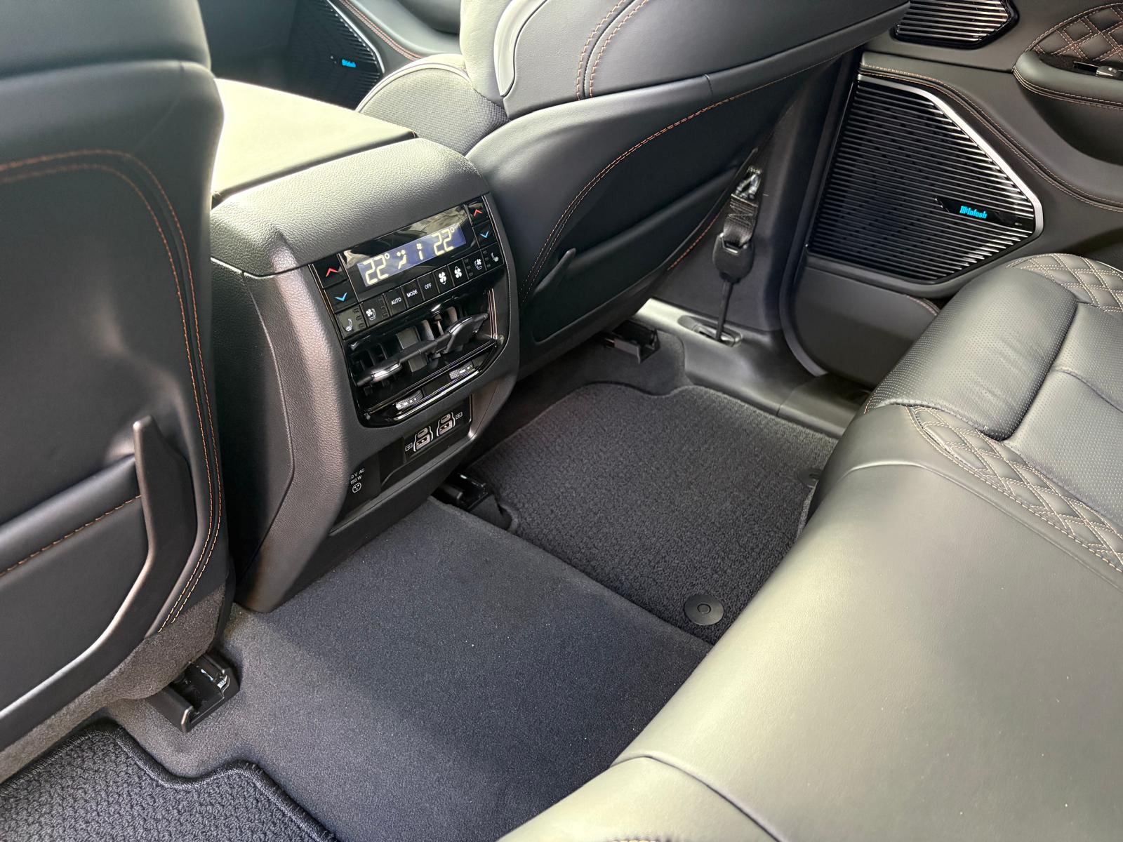 JEEP Grand Cherokee 2.0 Plug-in-Hybrid Summit Reserve 4xe-image-12