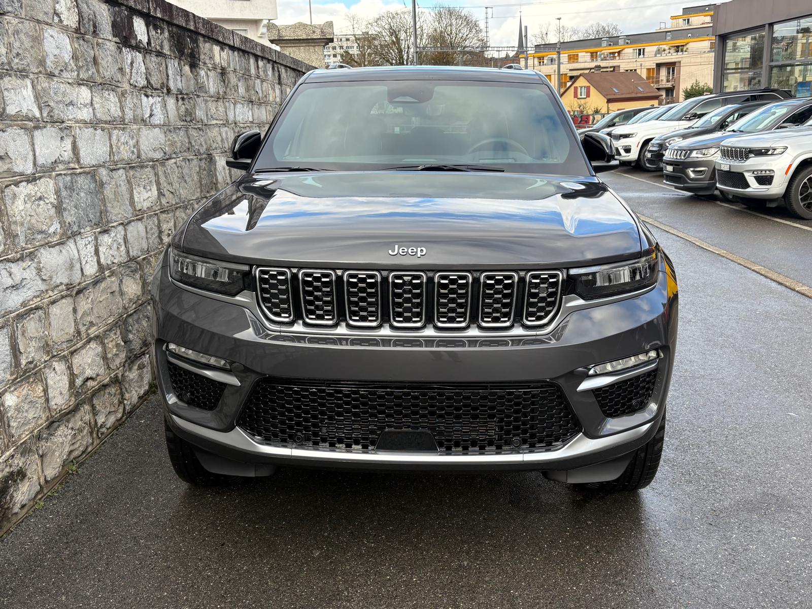 JEEP Grand Cherokee 2.0 Plug-in-Hybrid Summit Reserve 4xe-showroom-element-3