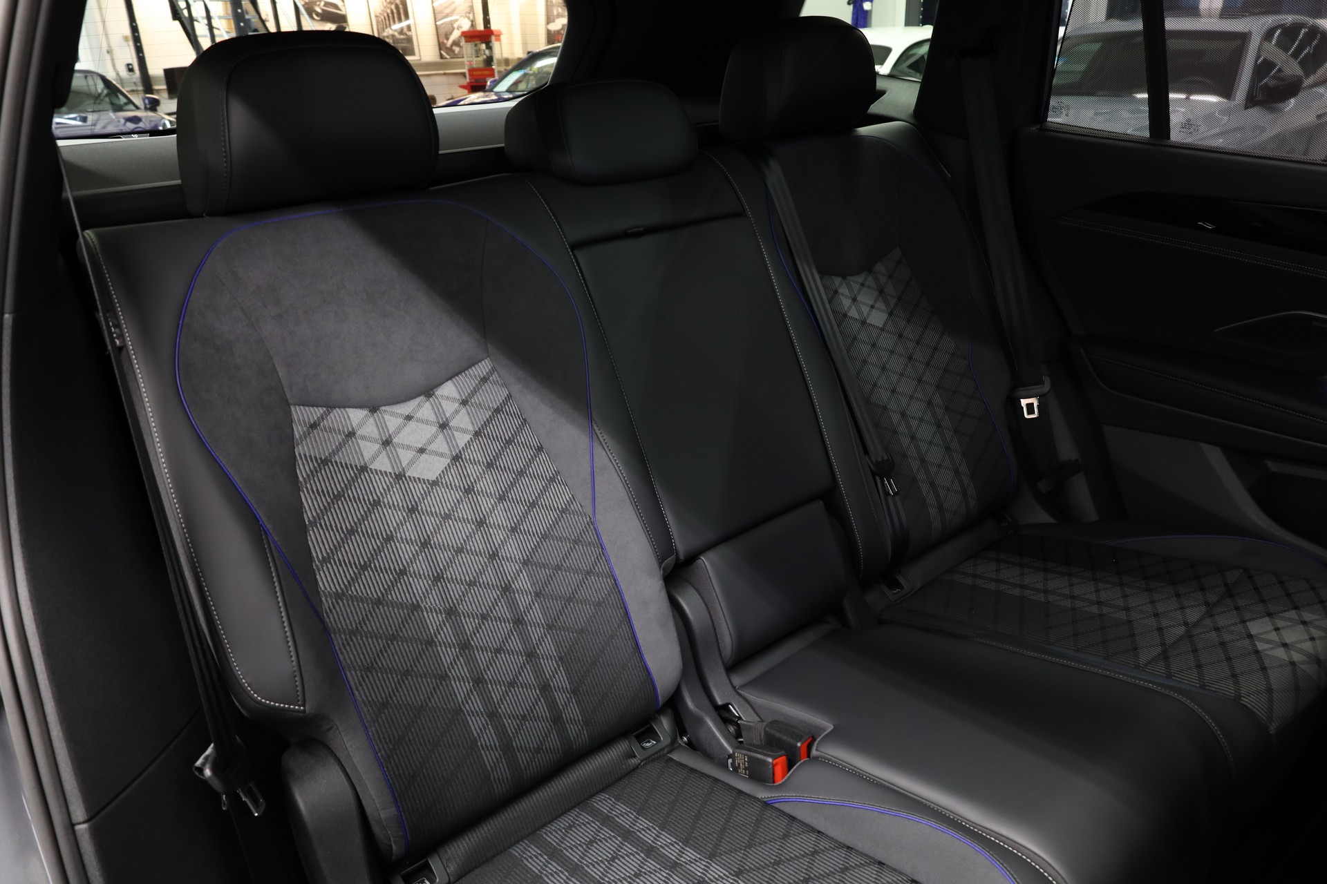 VW Tayron 2.0 TDI SCR R-Line DSG 4motion-image-26