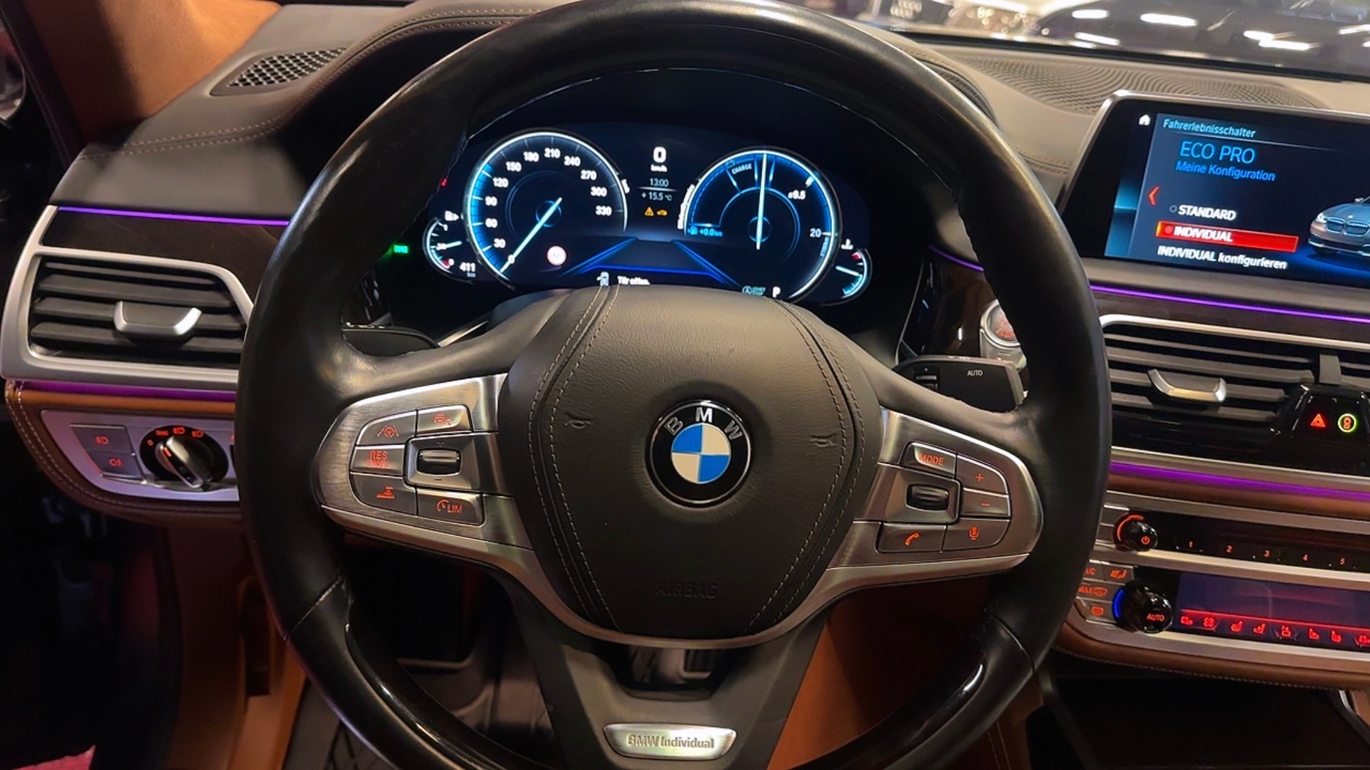 BMW M760Li 6.6 V12 xDrive Individual Excellence / ** Vollausstattung ** Frisch ab MFK & Service !!-image-14