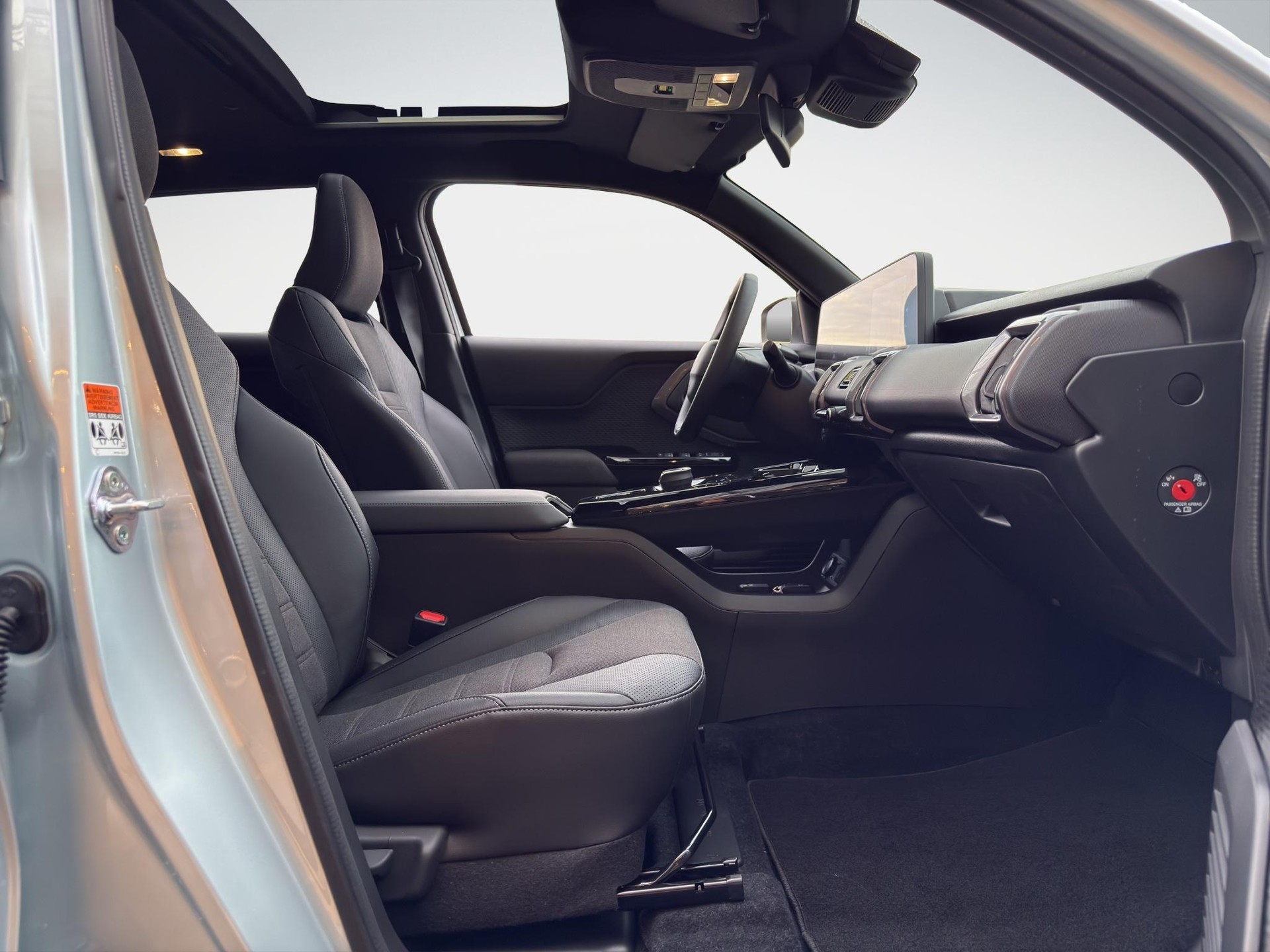 TOYOTA Urban Cruiser Premium AWD-image-15