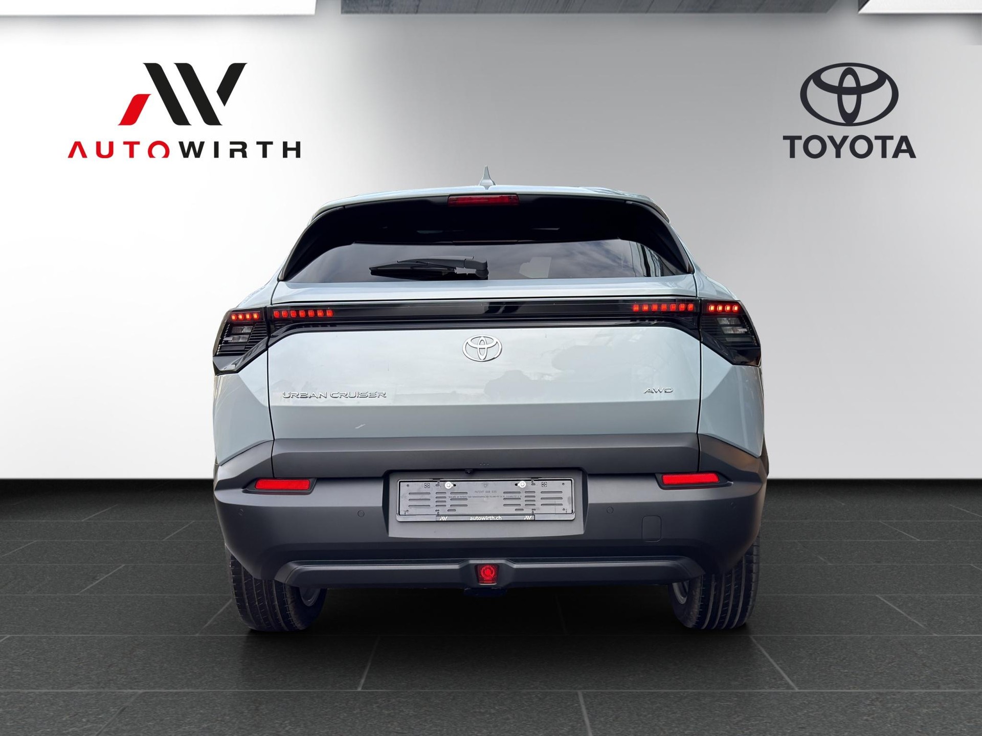 TOYOTA Urban Cruiser Premium AWD-image-5