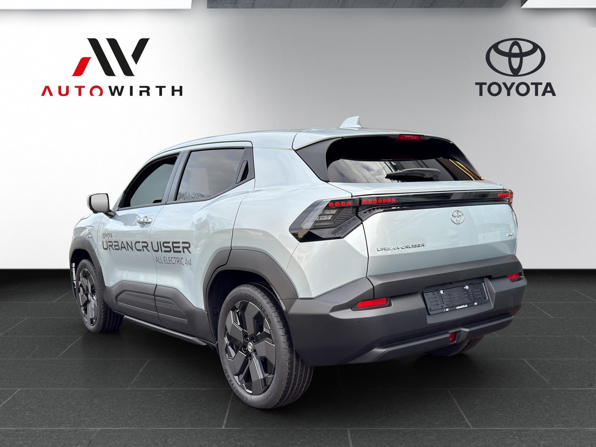 TOYOTA Urban Cruiser Premium AWD-image-6