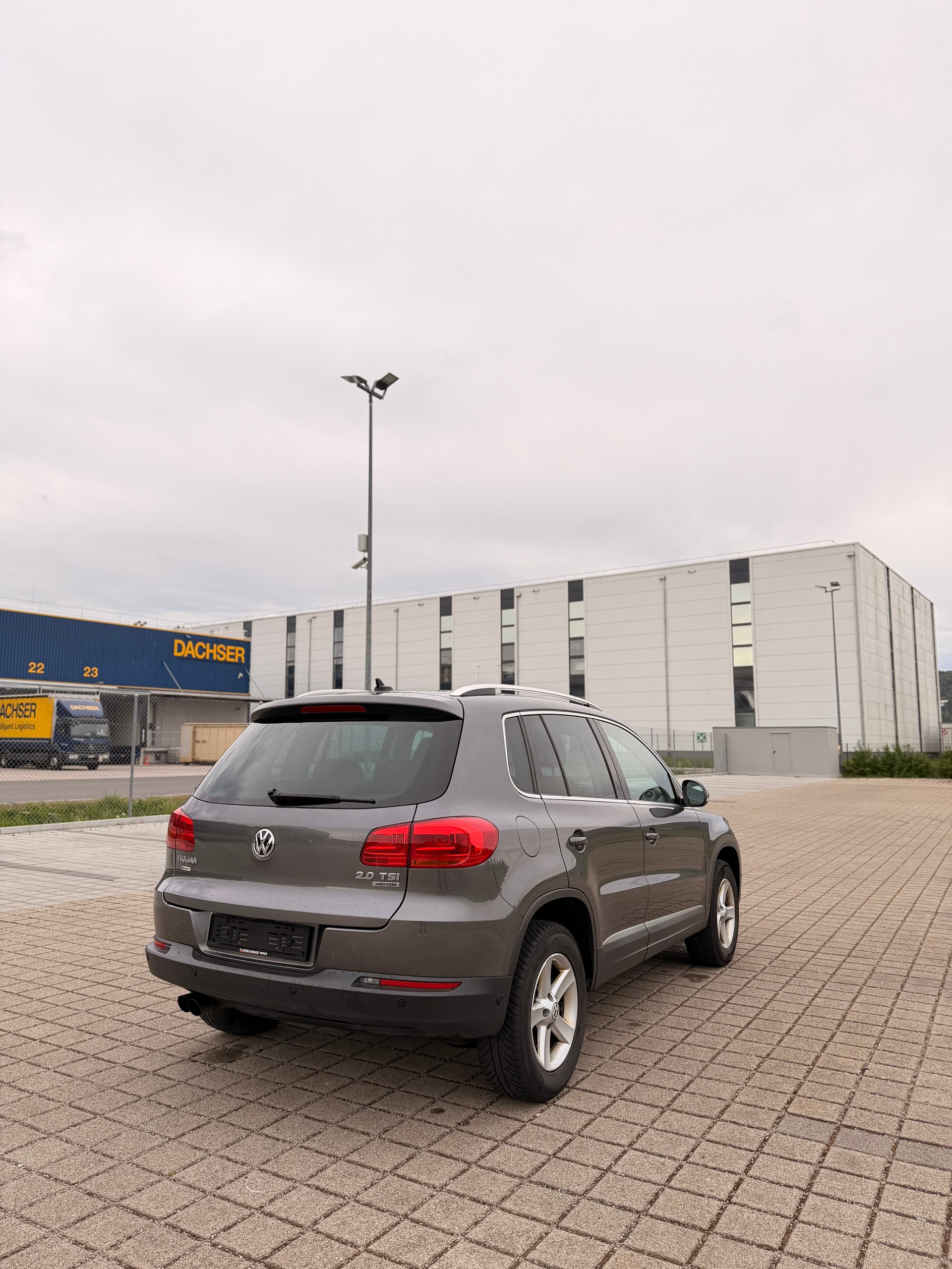 VW Tiguan 2.0 TSI Sport&Style 4Motion-image-7