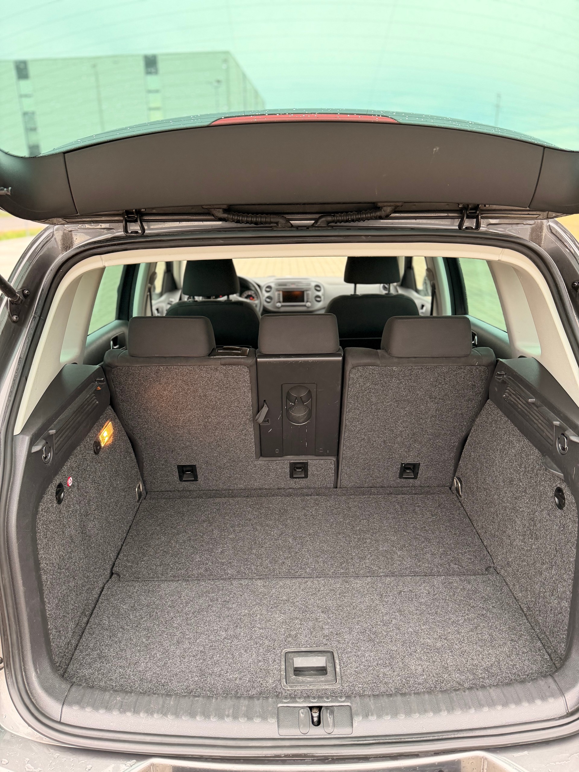 VW Tiguan 2.0 TSI Sport&Style 4Motion-image-29