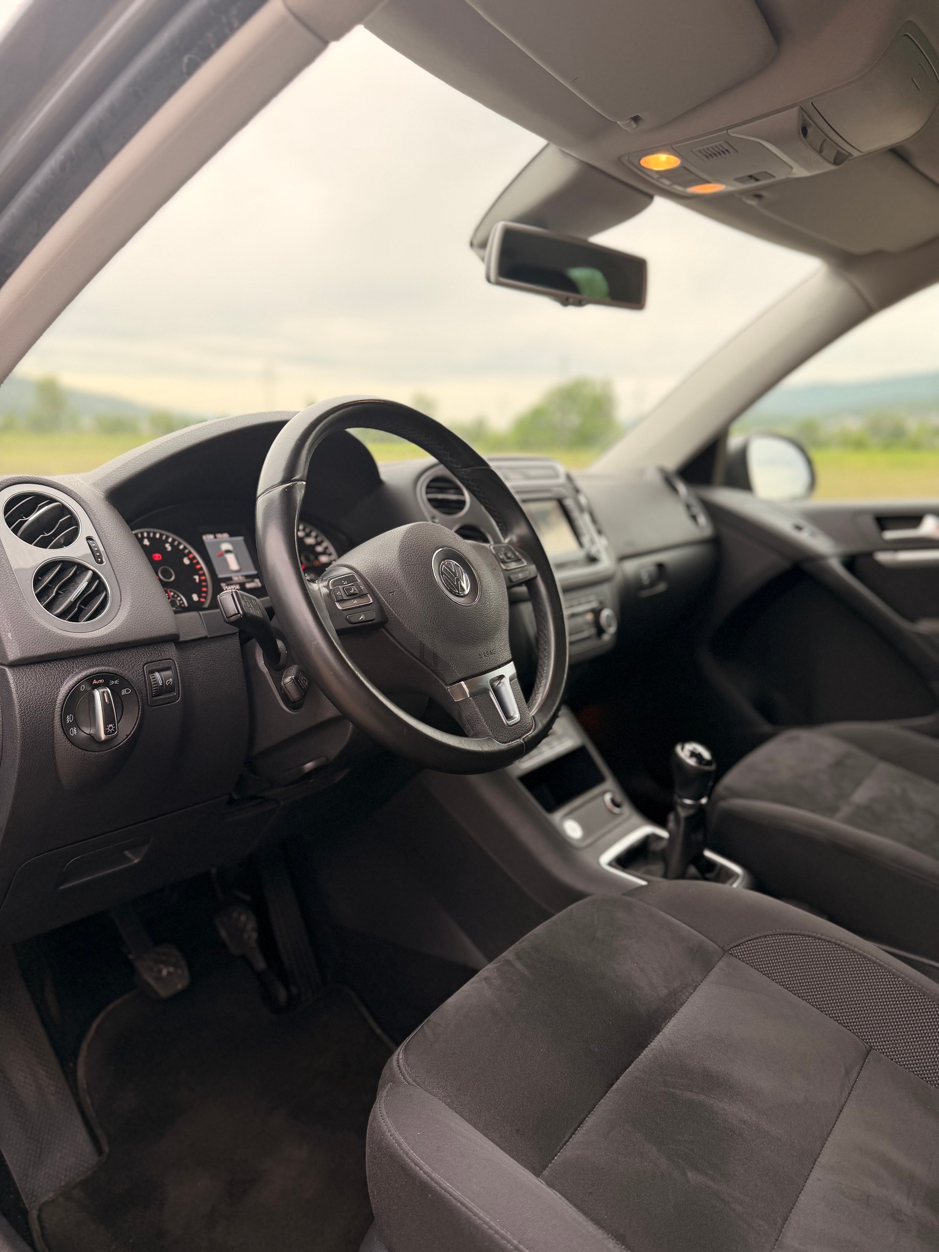 VW Tiguan 2.0 TSI Sport&Style 4Motion-image-16