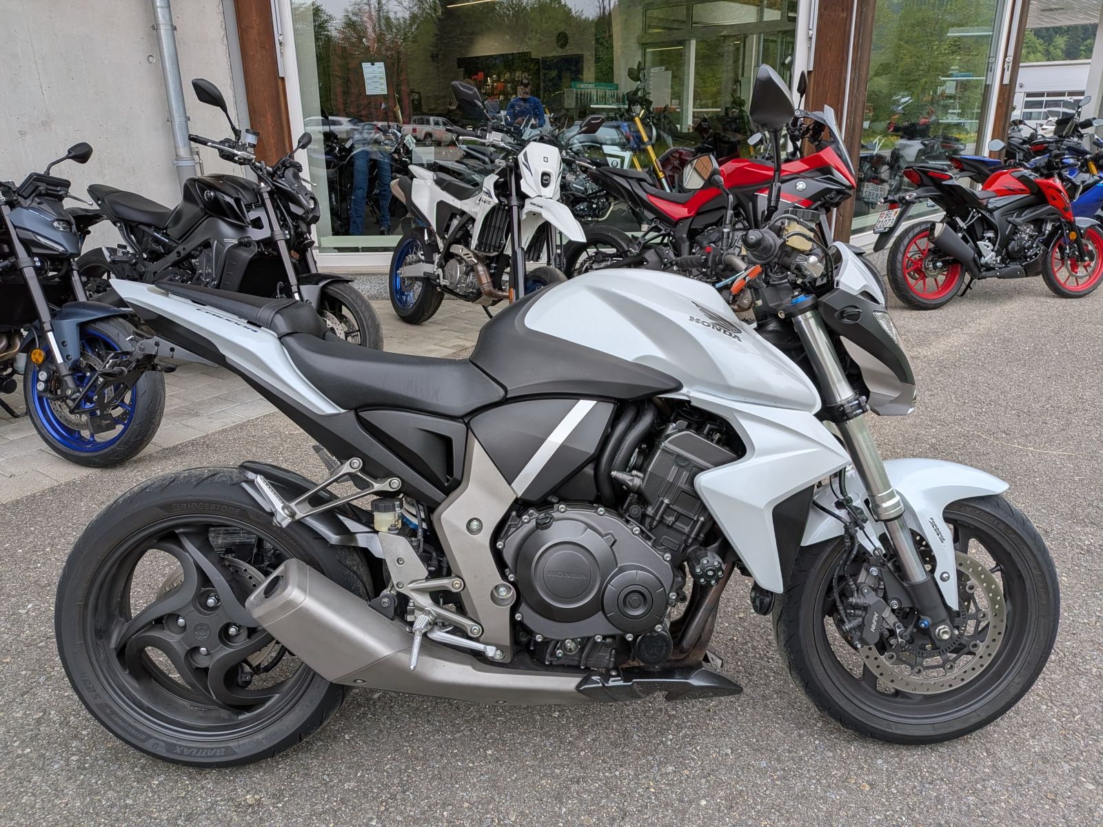HONDA CB 1000 R ABS-image-6
