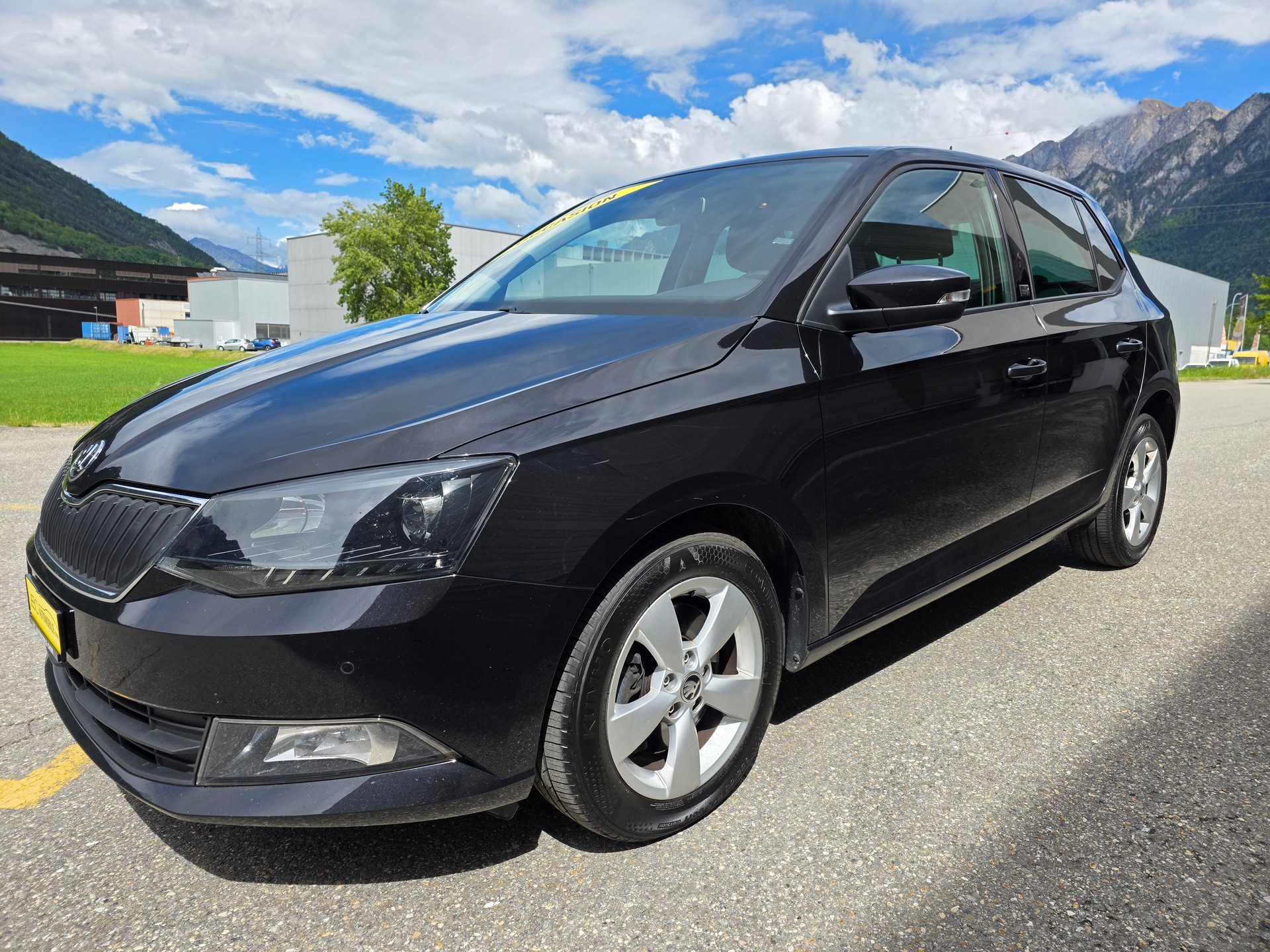 SKODA Fabia 1.2 TSI Swiss Joy DSG-showroom-element-3