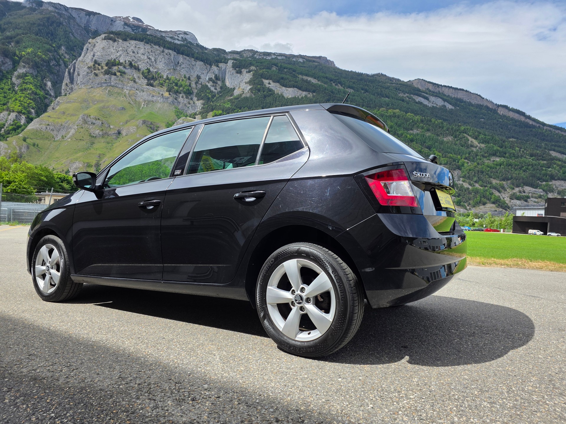 SKODA Fabia 1.2 TSI Swiss Joy DSG-image-13
