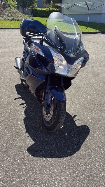 TRIUMPH Trophy 1200 SE ABS-image-1