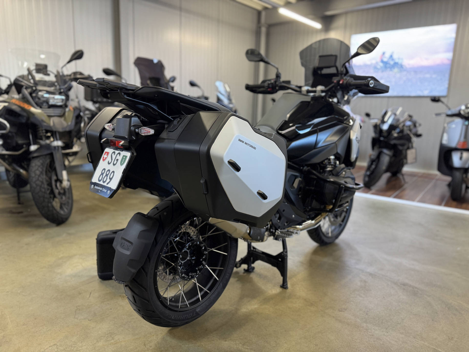 BMW R 1300 GS-image-3