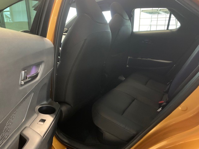 TOYOTA C-HR 2.0 HEV Style Premiere 4x4-image-8
