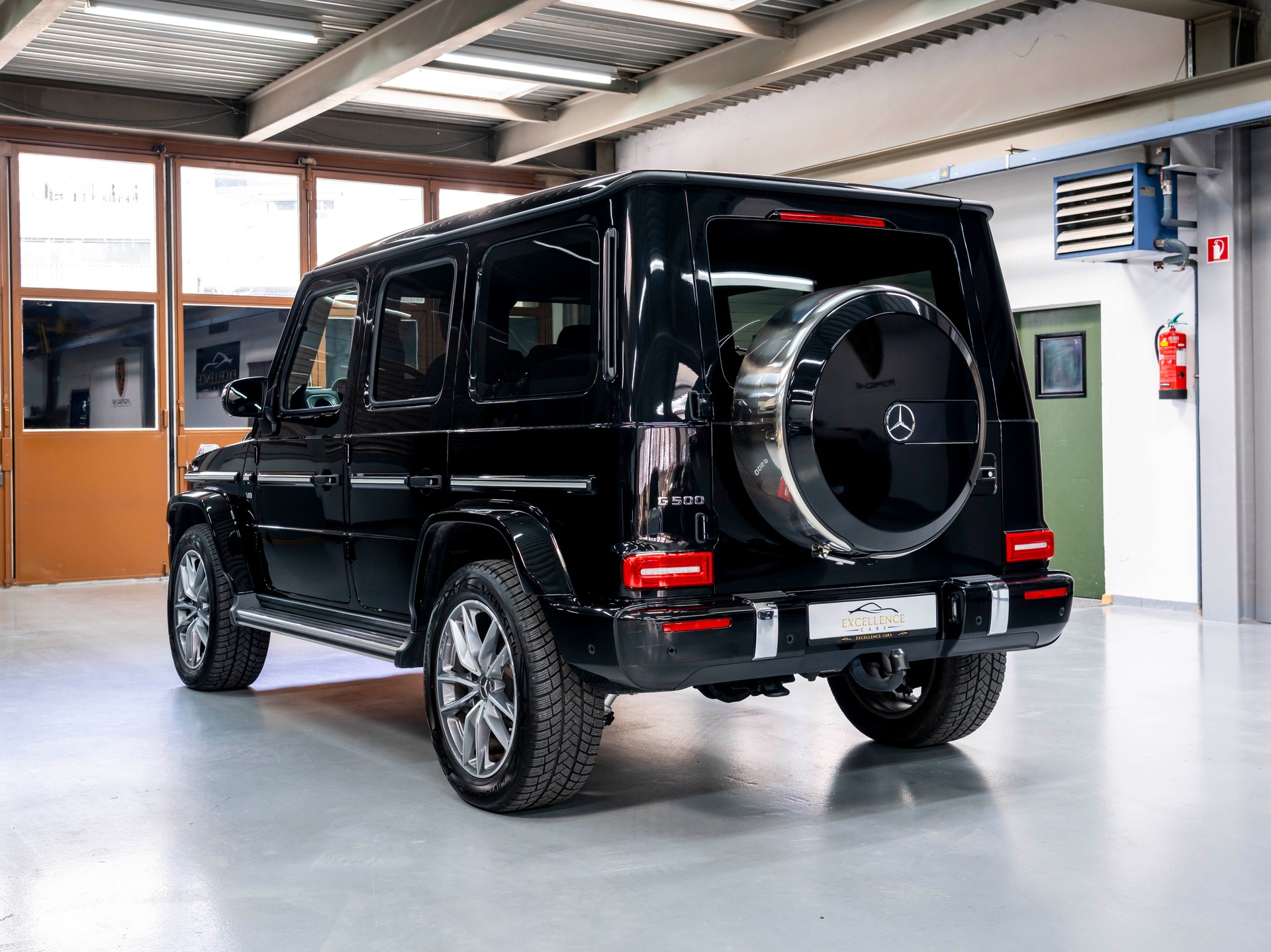 MERCEDES-BENZ G 500 AMG Line 9G-Tronic-image-6