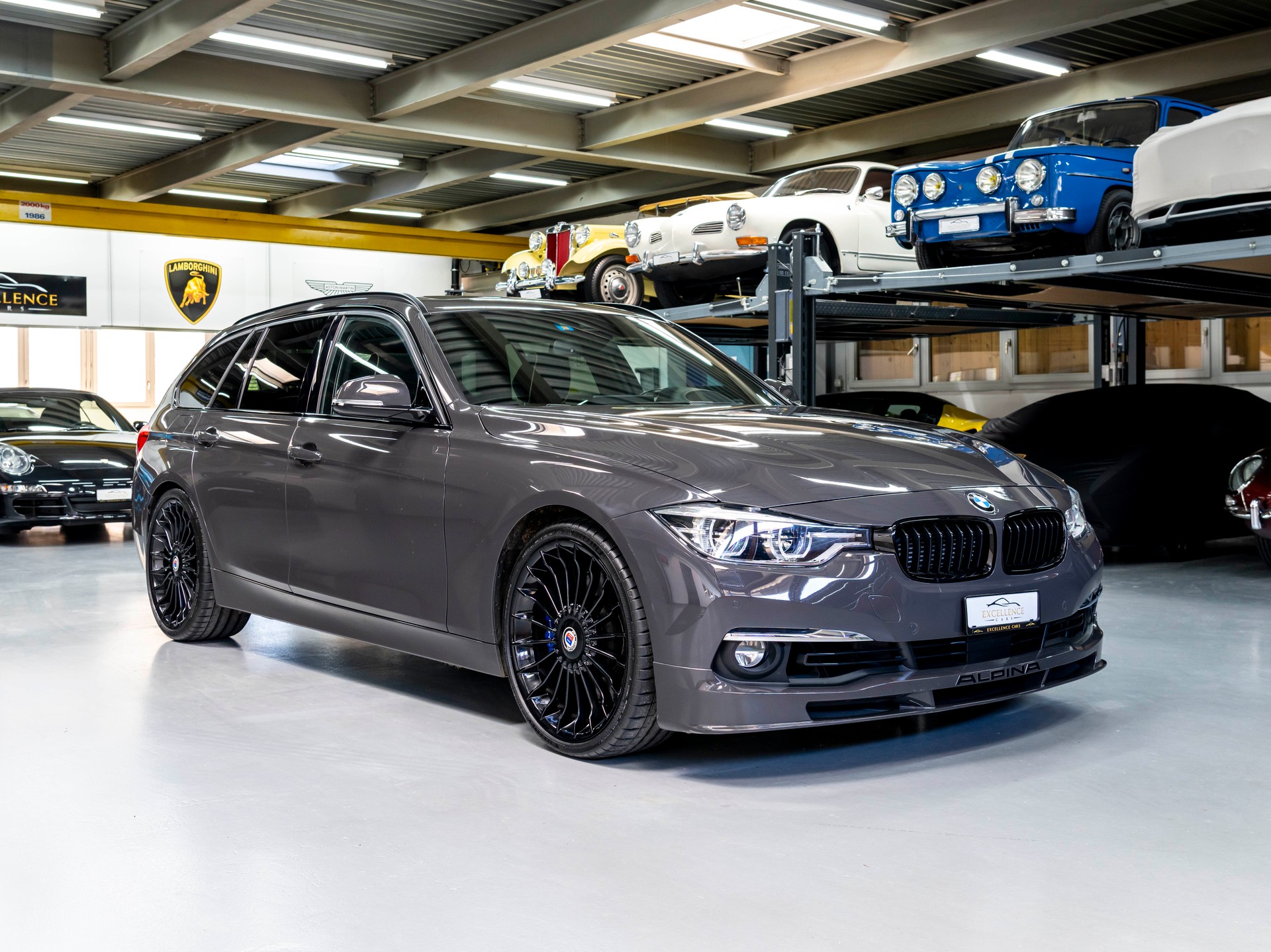 BMW-ALPINA B3 BiTurbo Touring 3.0 xDrive Switch-Tronic-showroom-element-2