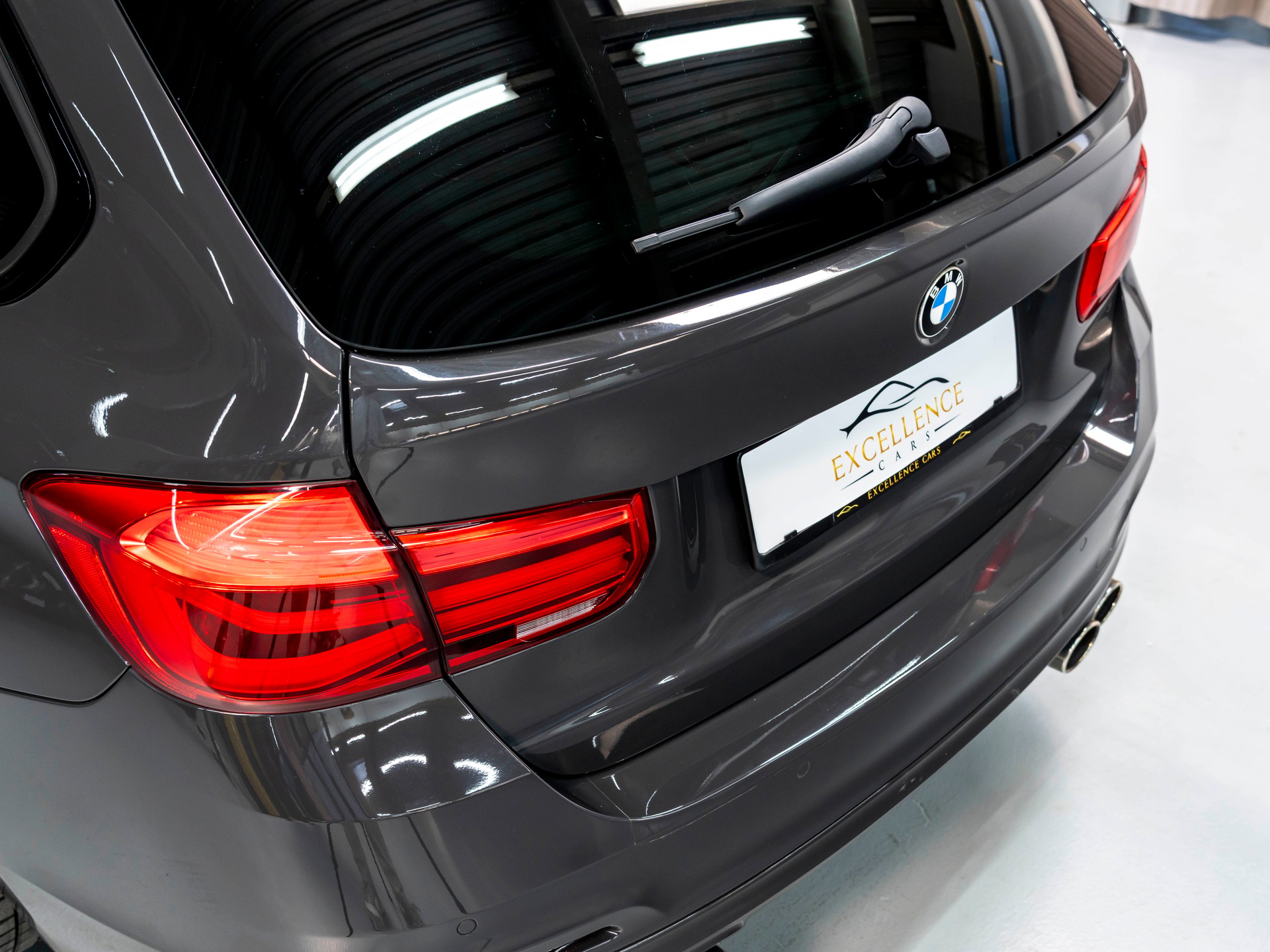 BMW-ALPINA B3 BiTurbo Touring 3.0 xDrive Switch-Tronic-image-29