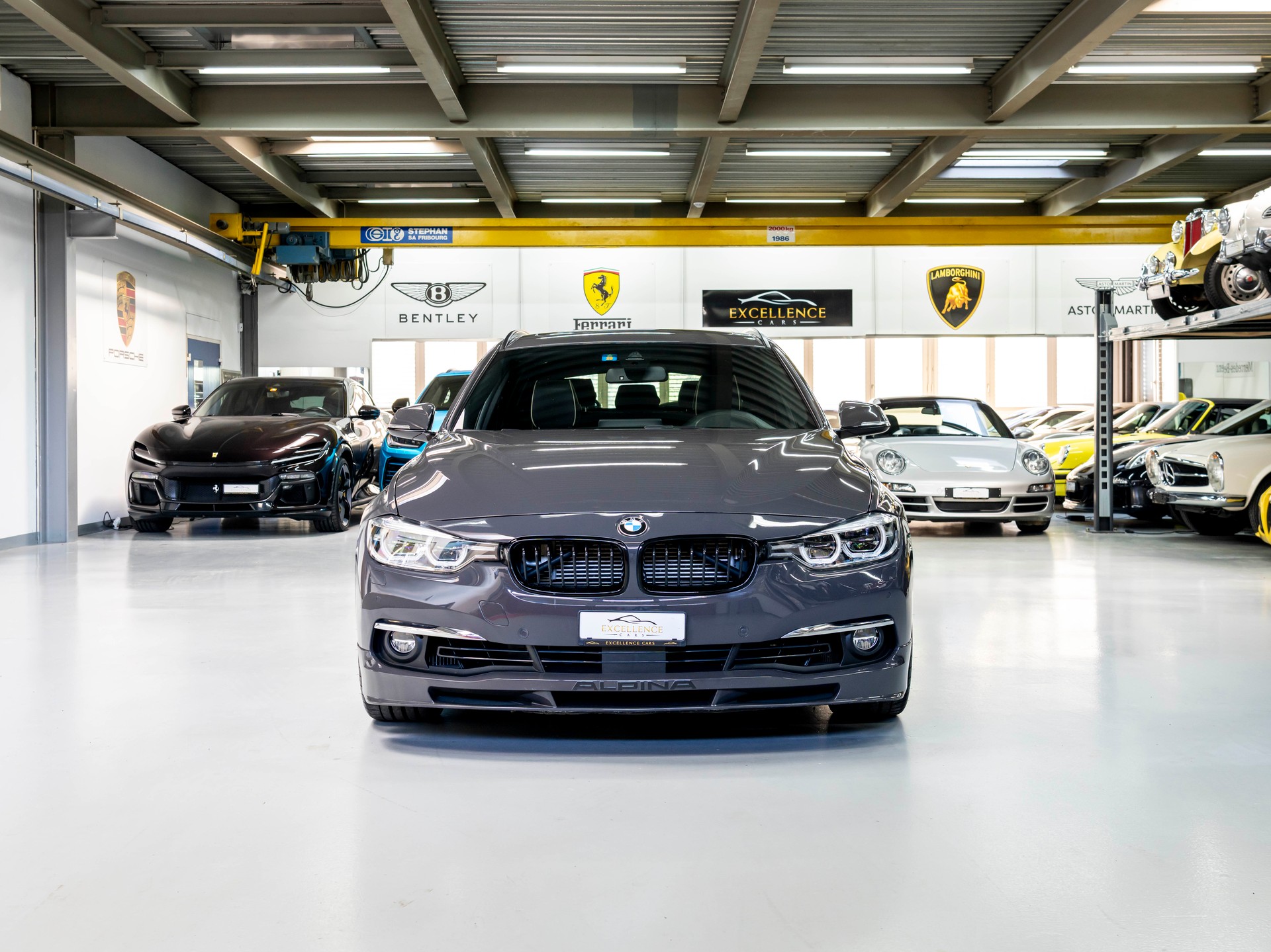 BMW-ALPINA B3 BiTurbo Touring 3.0 xDrive Switch-Tronic-showroom-element-1