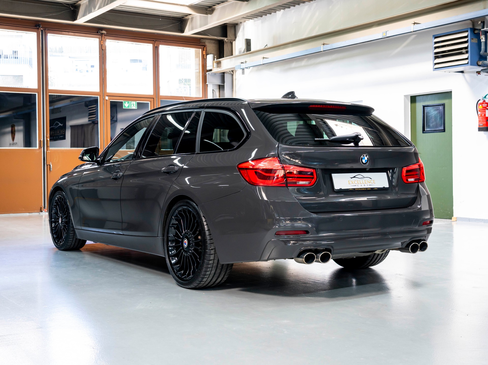 BMW-ALPINA B3 BiTurbo Touring 3.0 xDrive Switch-Tronic-image-6