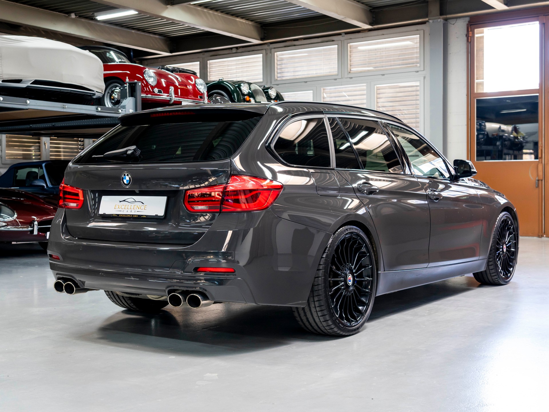 BMW-ALPINA B3 BiTurbo Touring 3.0 xDrive Switch-Tronic-image-4