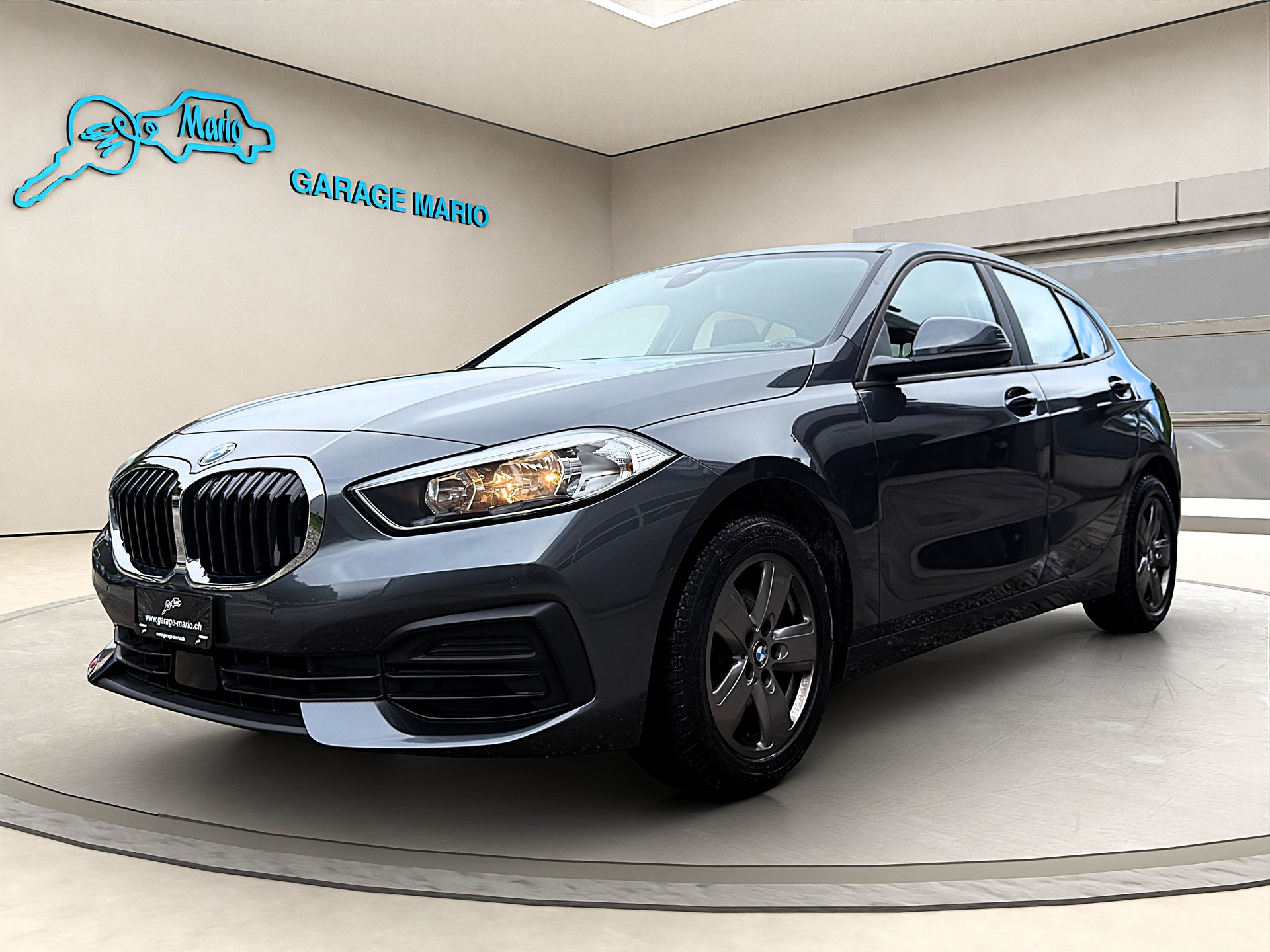BMW 118i Steptronic-image-2
