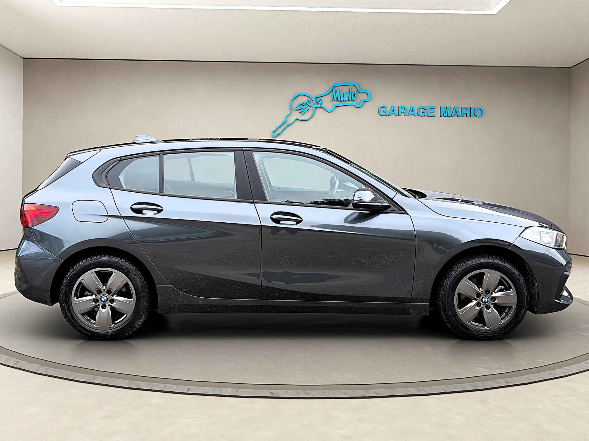 BMW 118i Steptronic-image-3