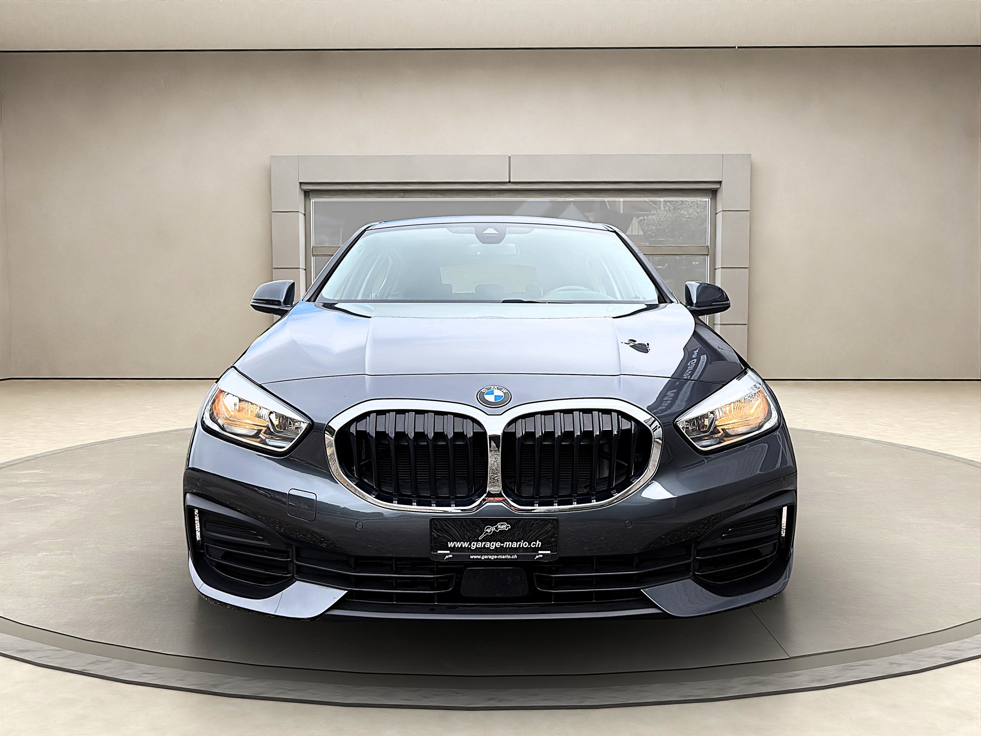 BMW 118i Steptronic-image-1