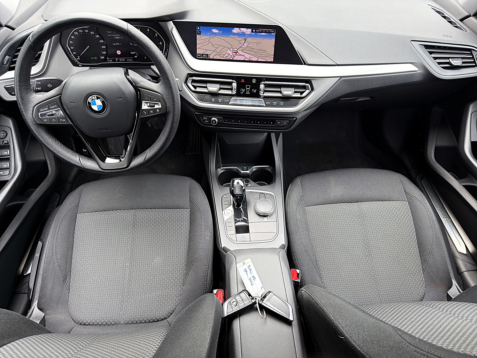 BMW 118i Steptronic-image-7