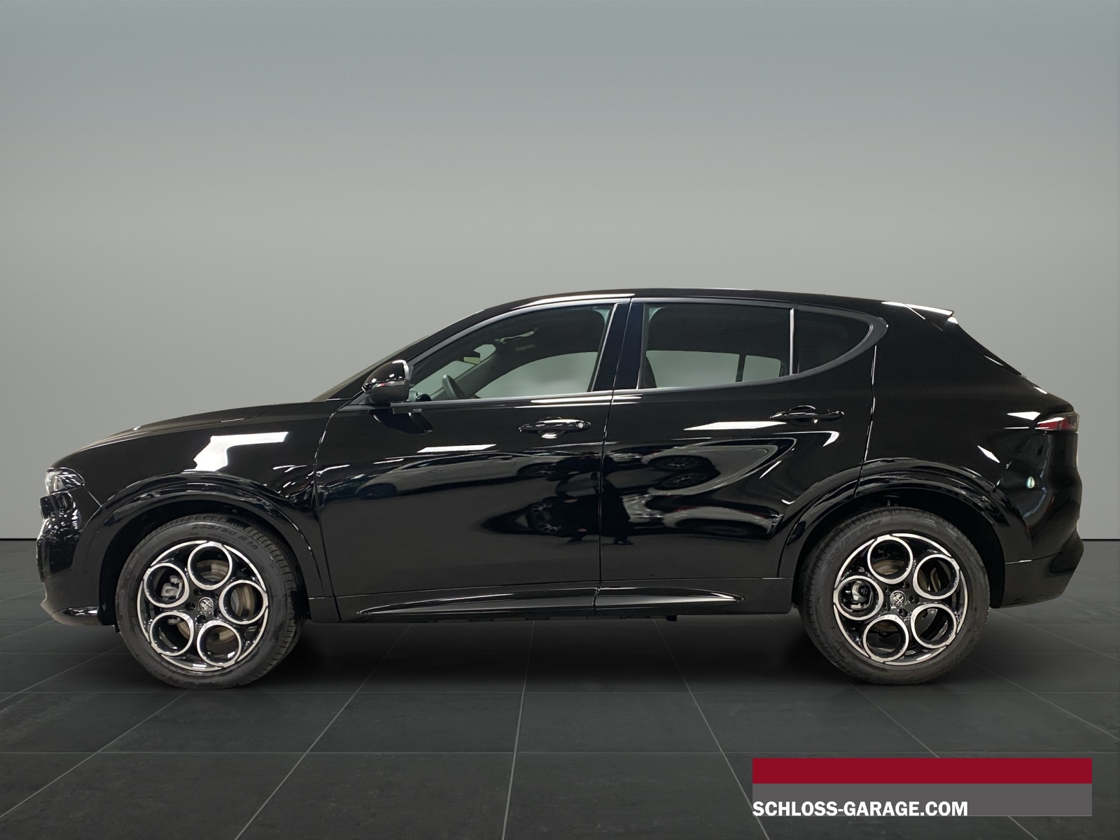 ALFA ROMEO TONALE 1.5 Sprint Edition-showroom-element-1
