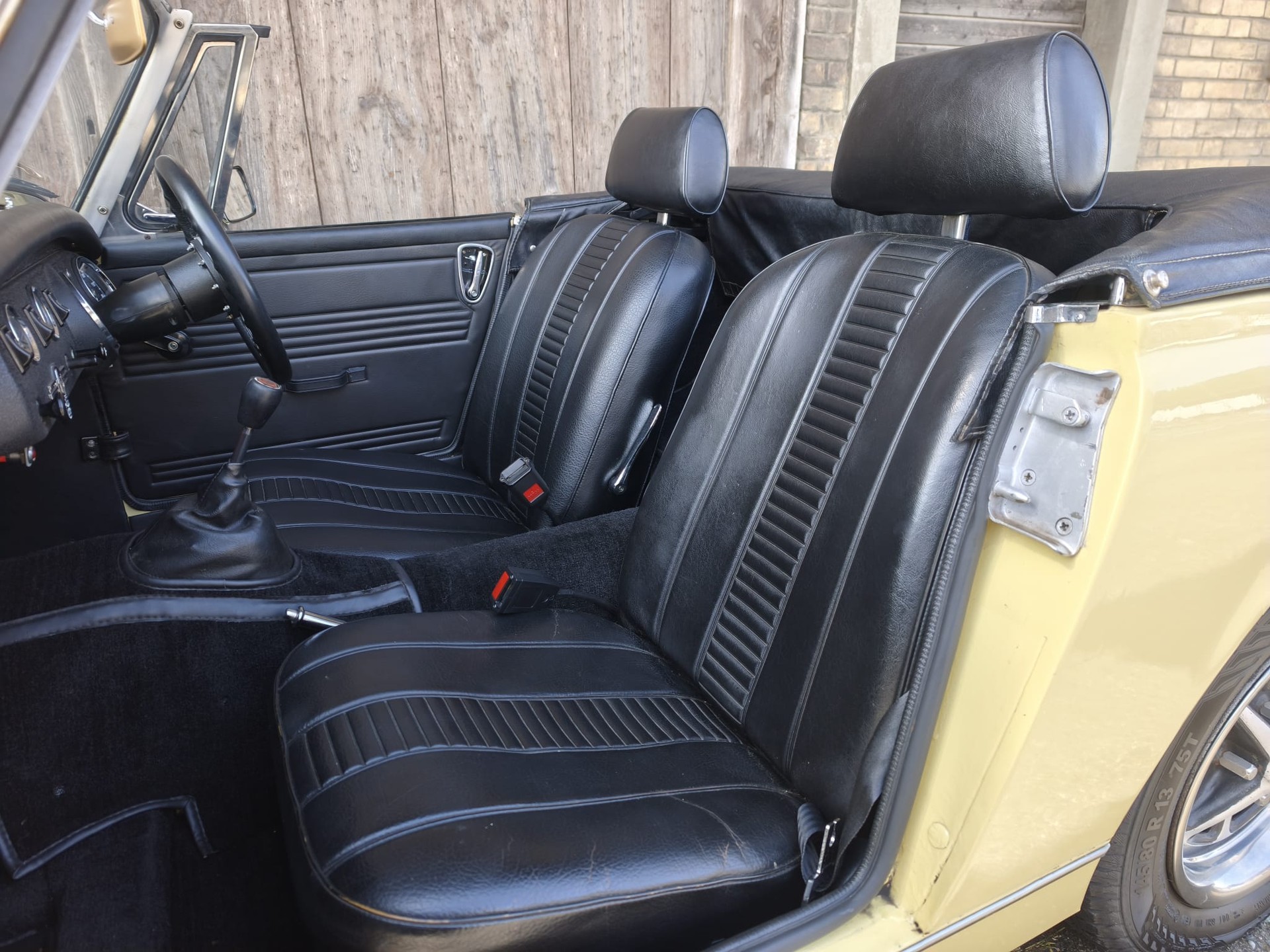 MG Midget MkIII-image-7
