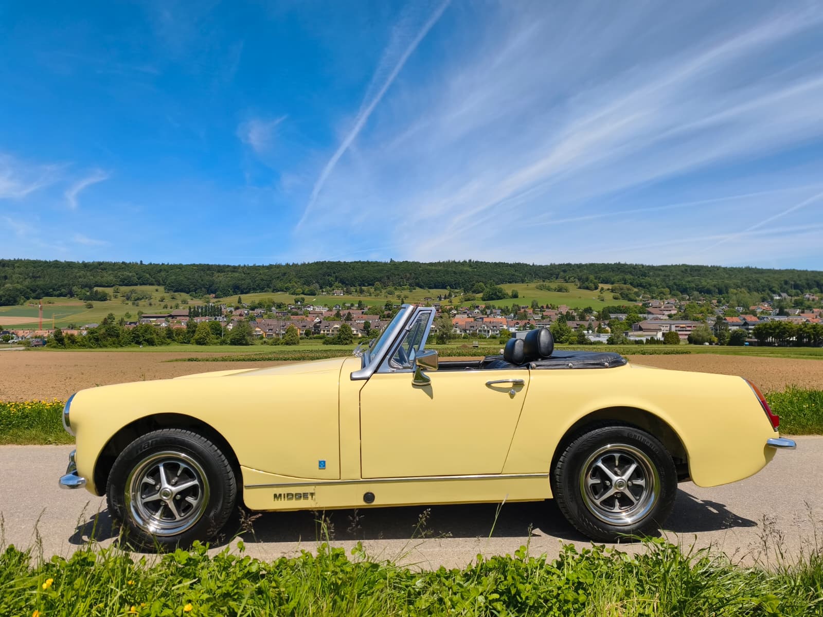 MG Midget MkIII-image-2