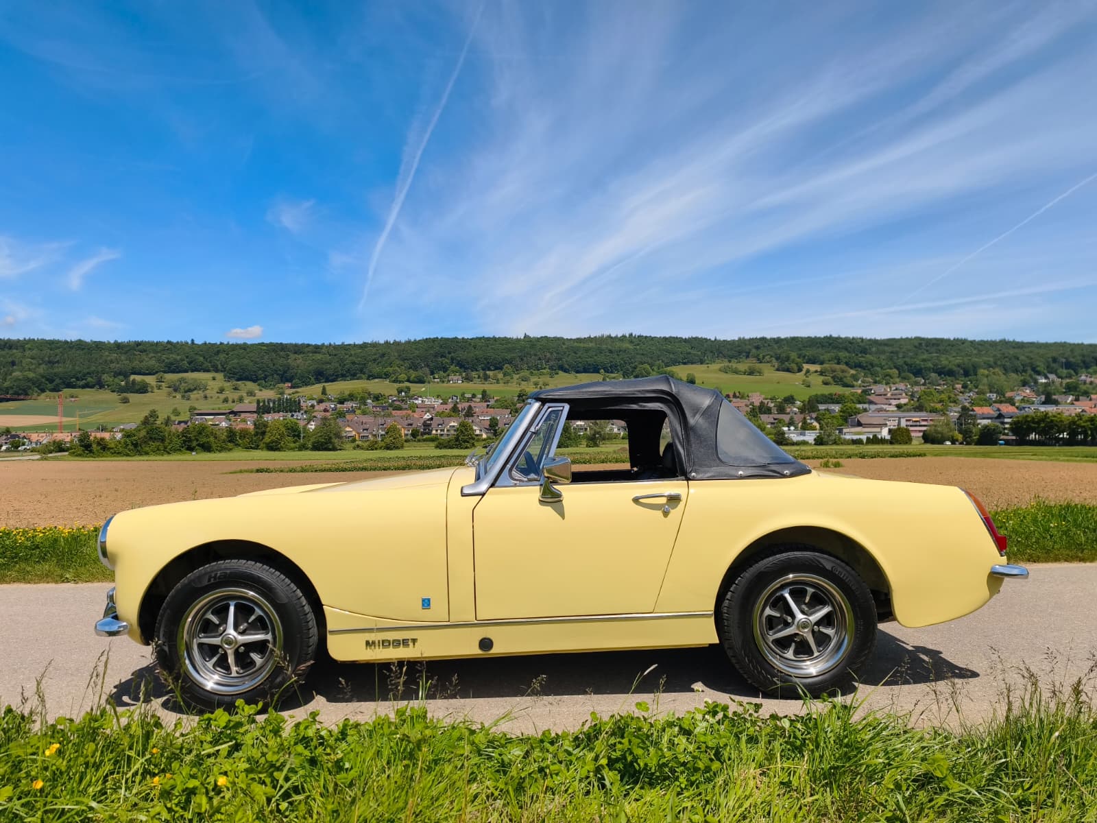 MG Midget MkIII-image-3