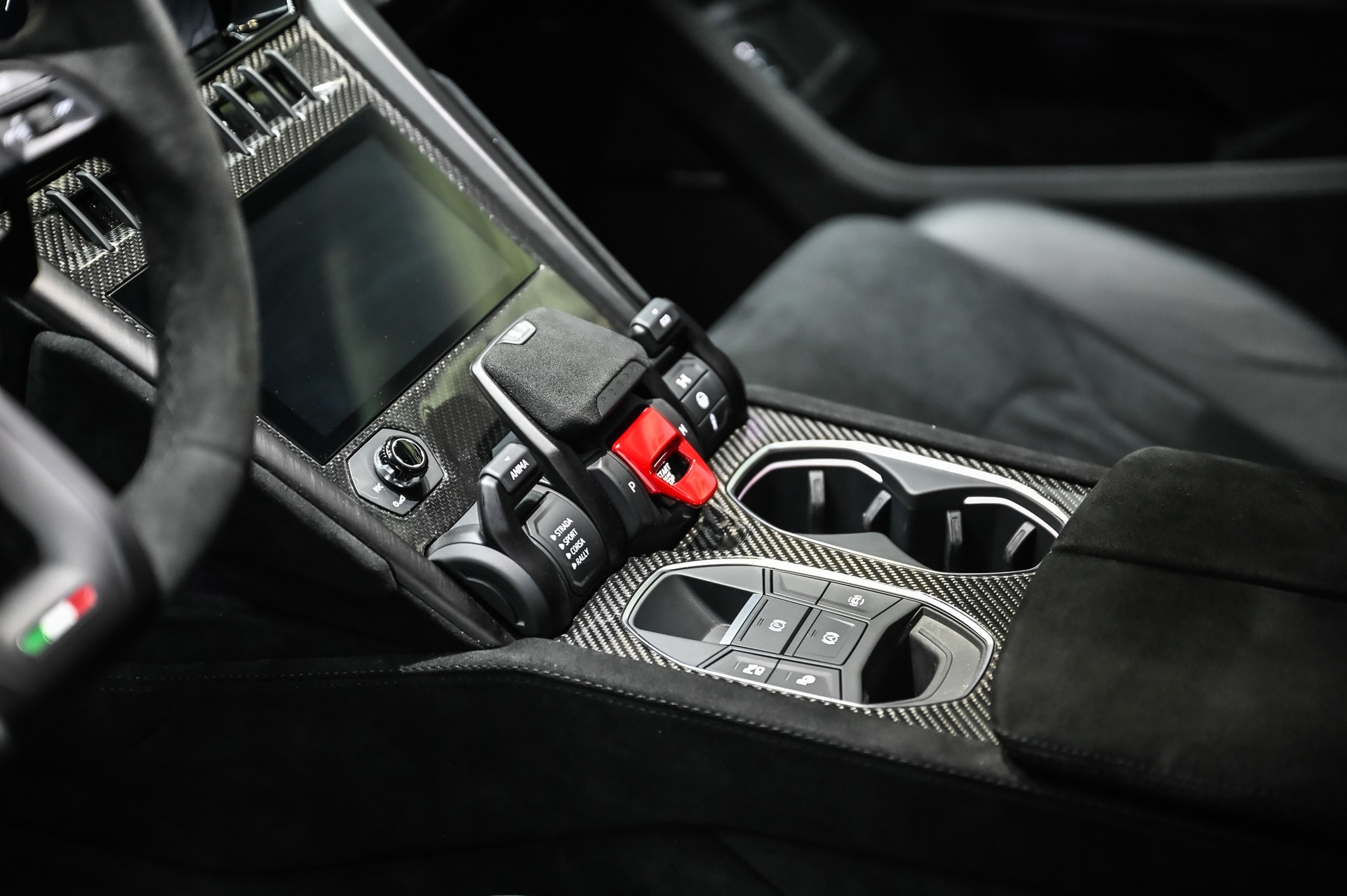 LAMBORGHINI Urus Performante 60 Anniversario 666-image-31