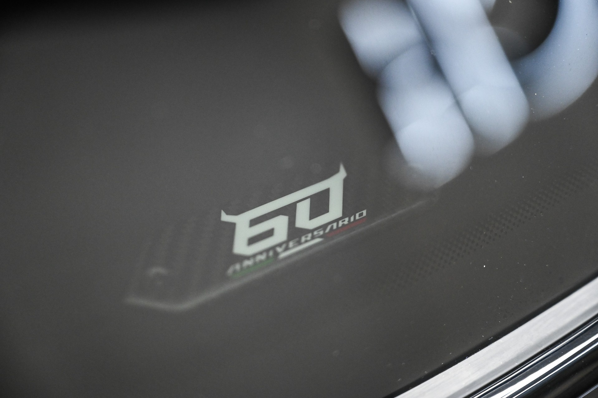 LAMBORGHINI Urus Performante 60 Anniversario 666-image-26