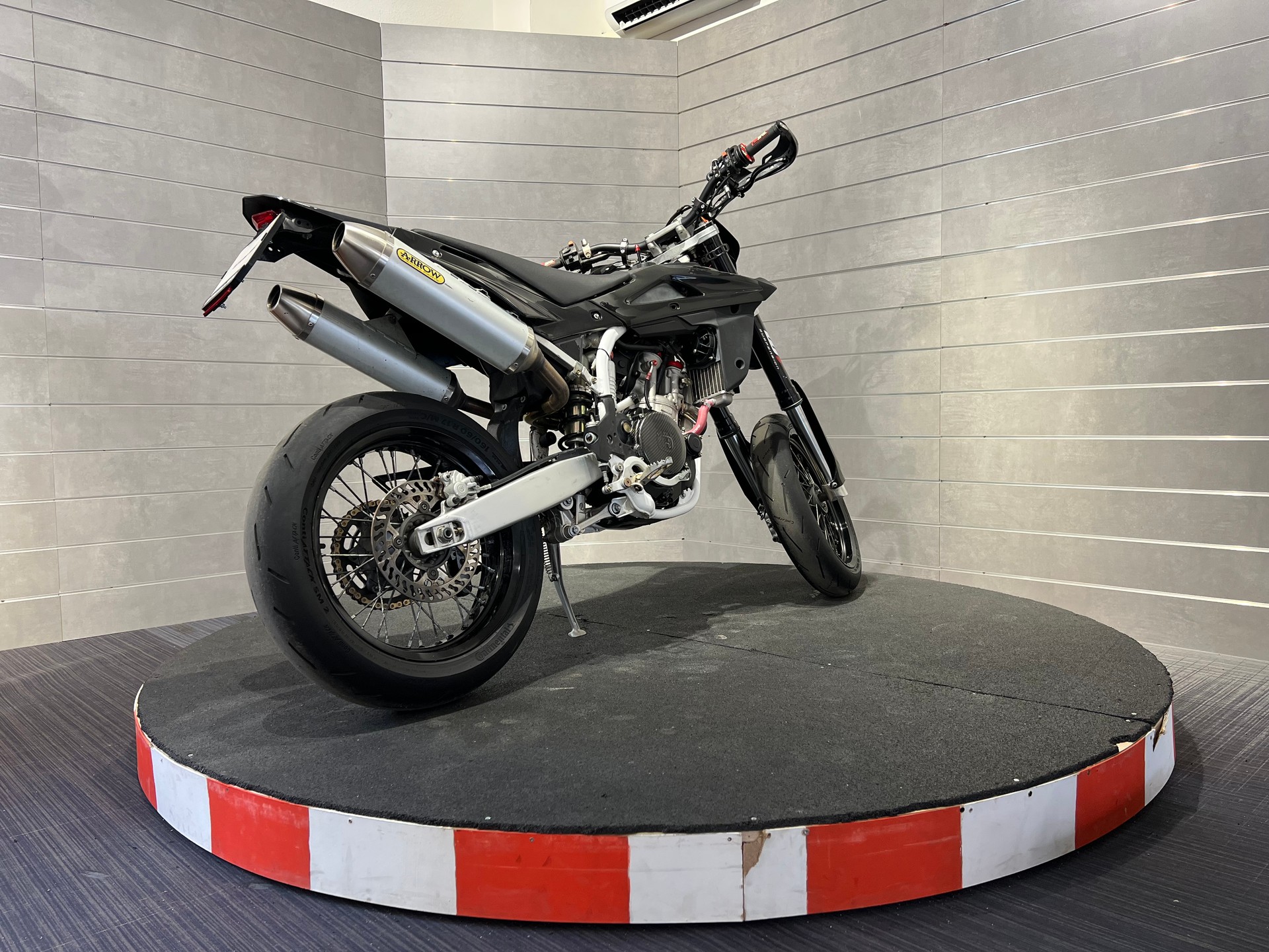 HUSQVARNA SM 510-image-5